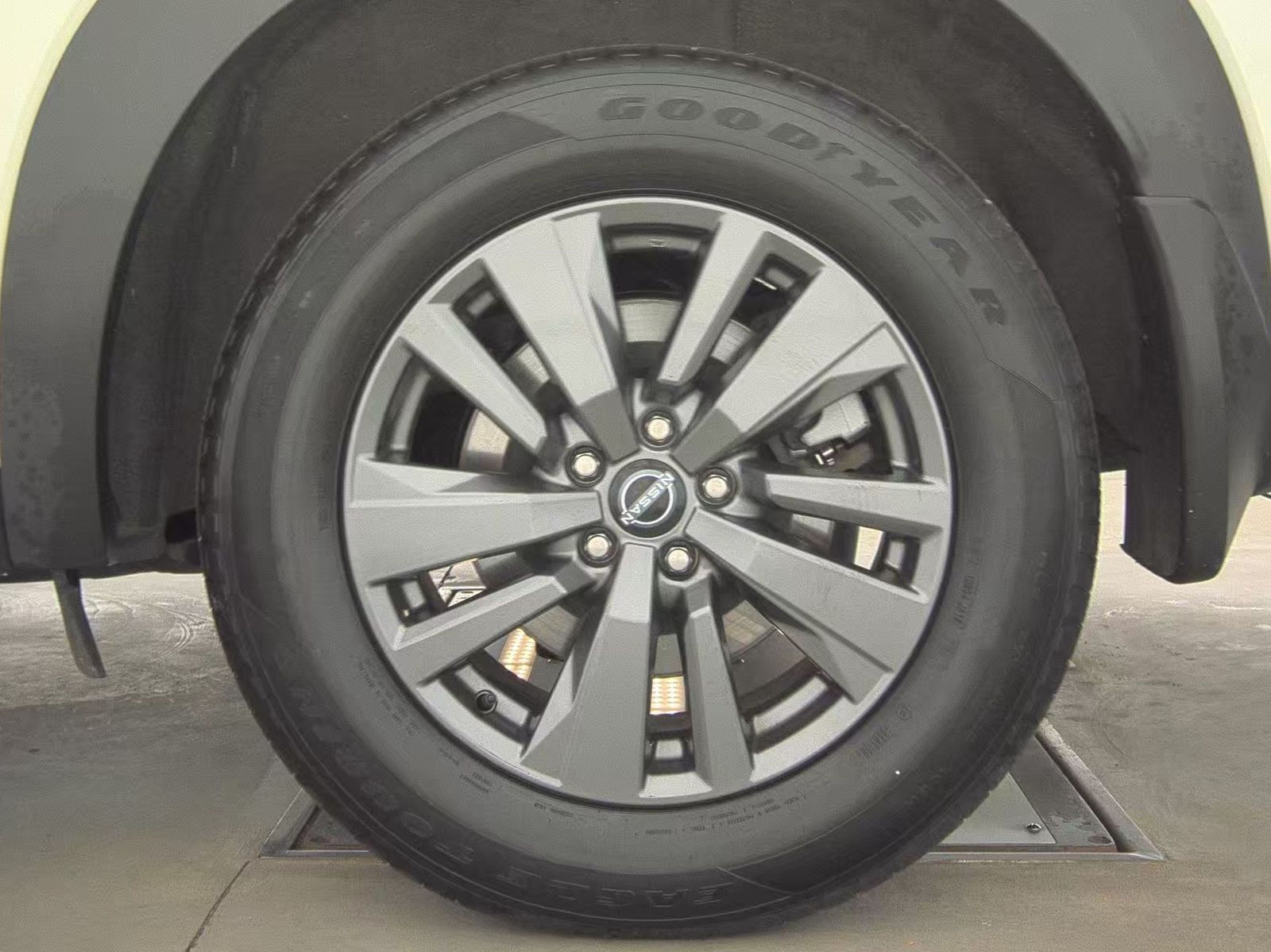 2024 Nissan Pathfinder SV AWD