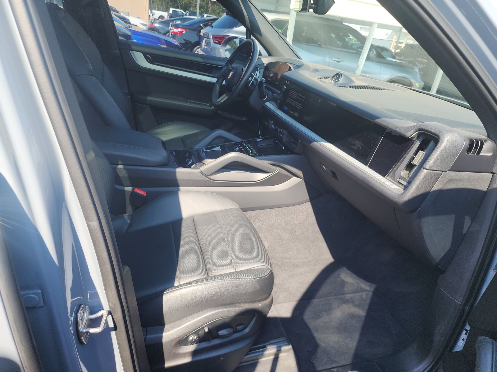 2024 Porsche Cayenne Base AWD