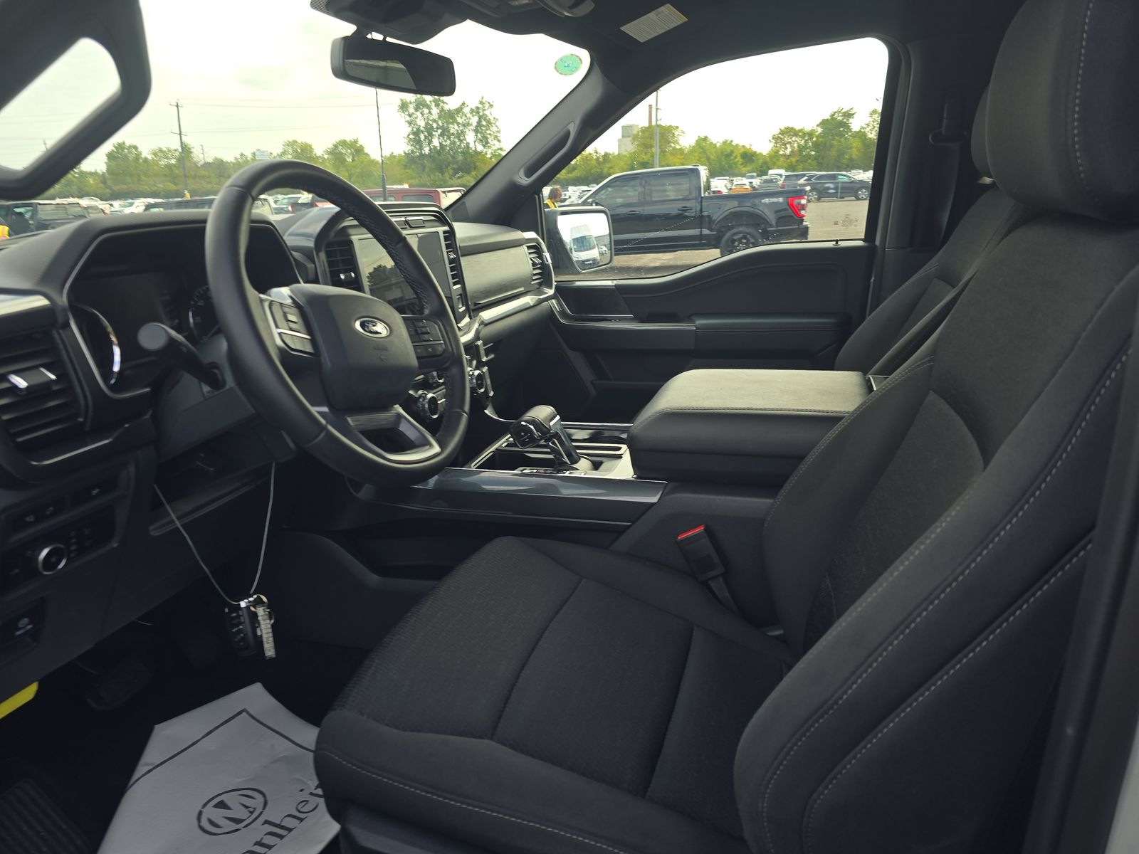 2023 Ford F-150 XLT AWD