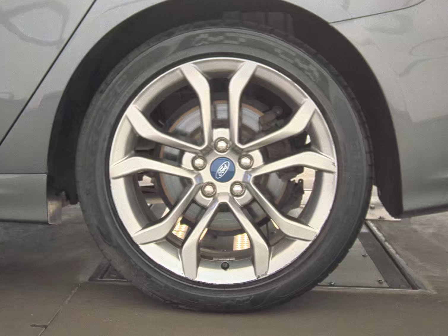 2020 Ford Fusion SEL FWD