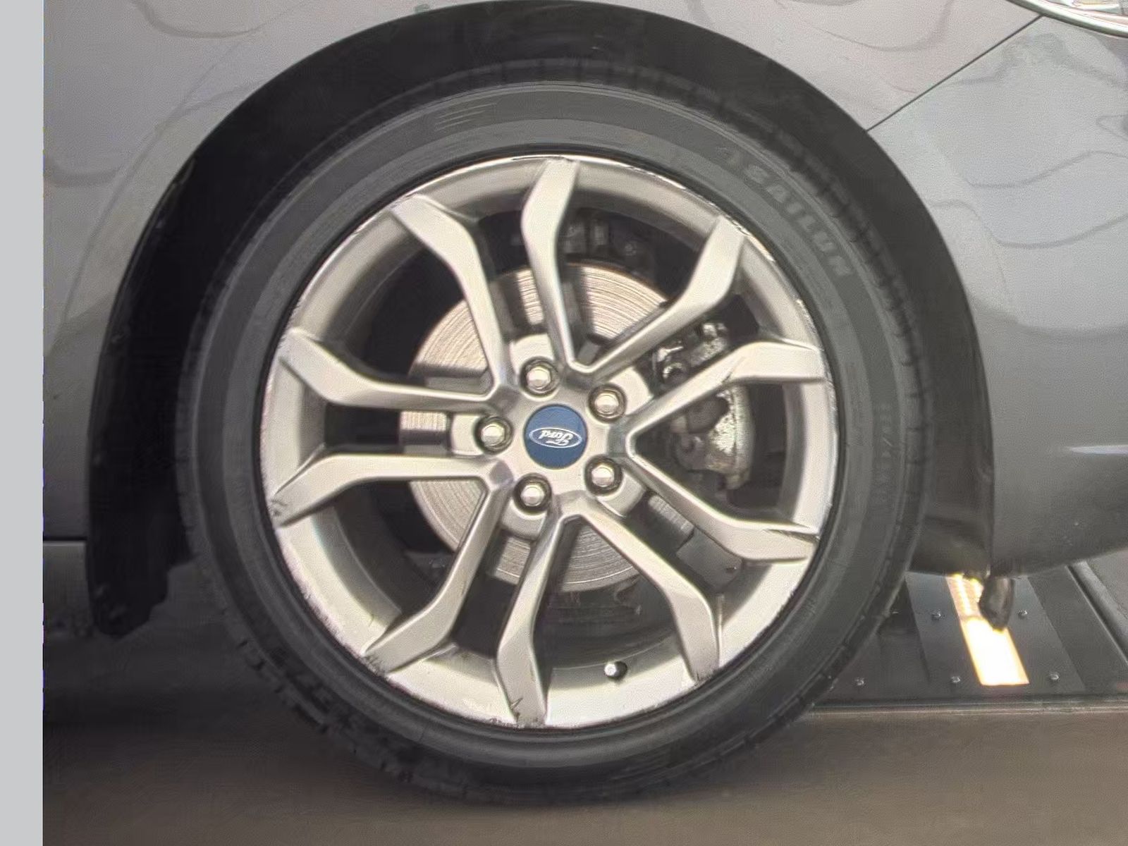 2020 Ford Fusion SEL FWD