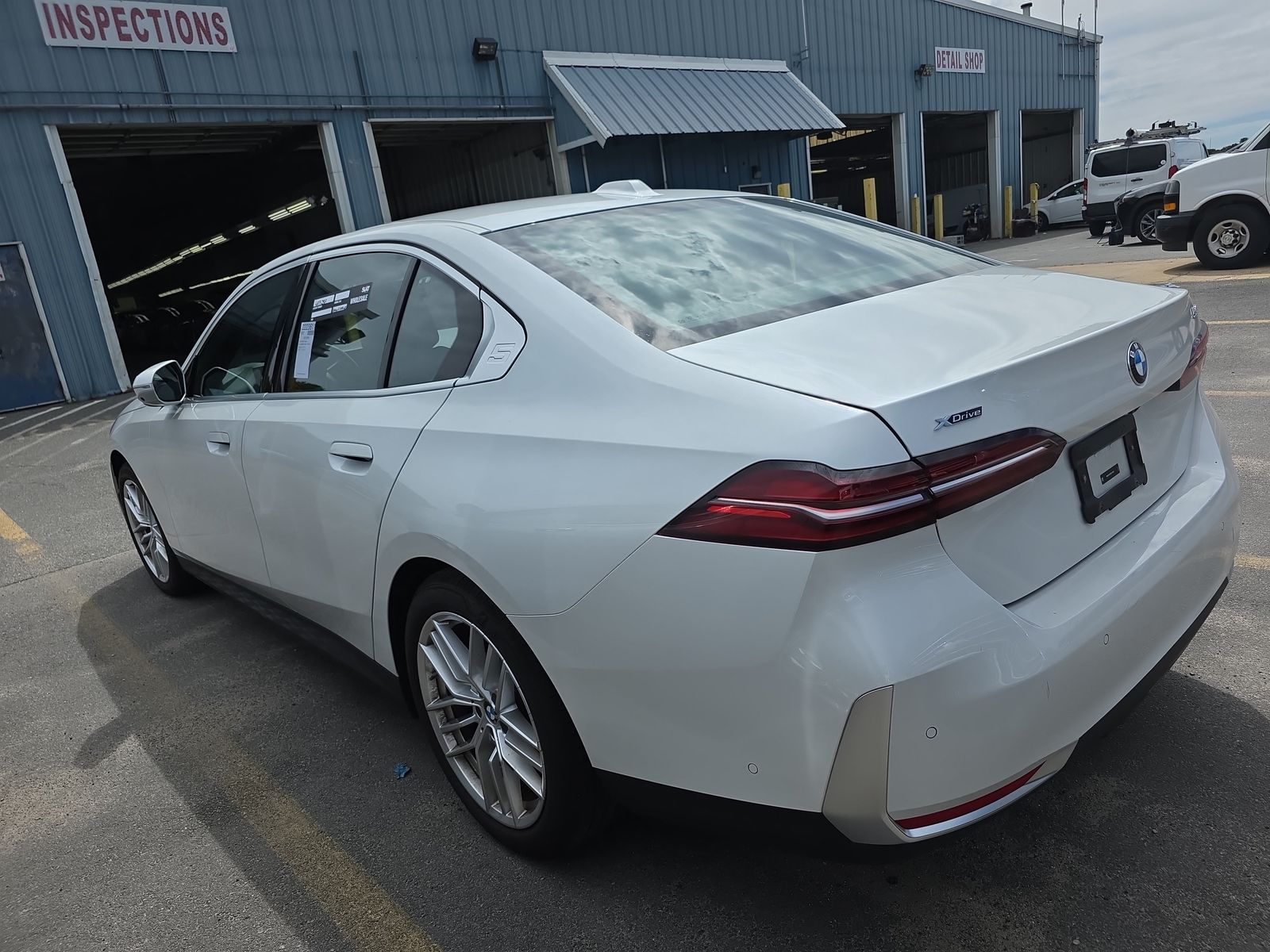 2025 BMW 5 Series 530i xDrive AWD