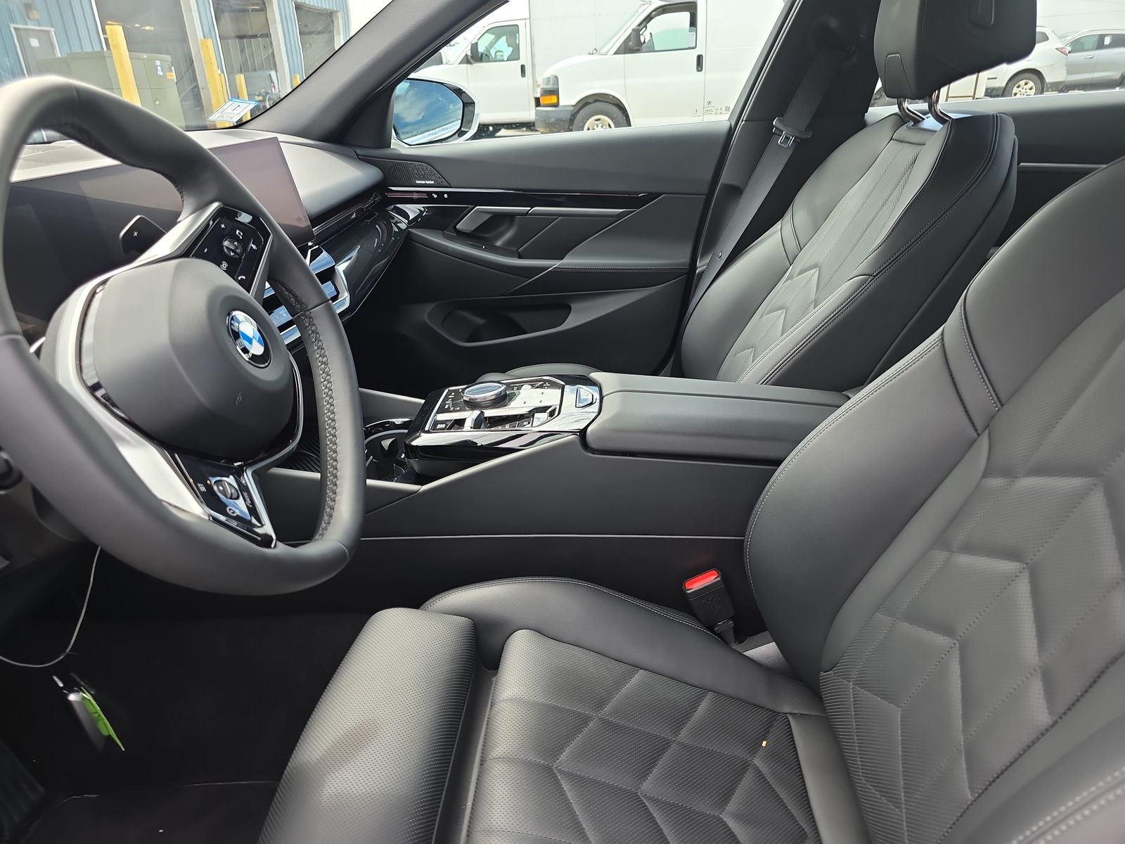 2025 BMW 5 Series 530i xDrive AWD