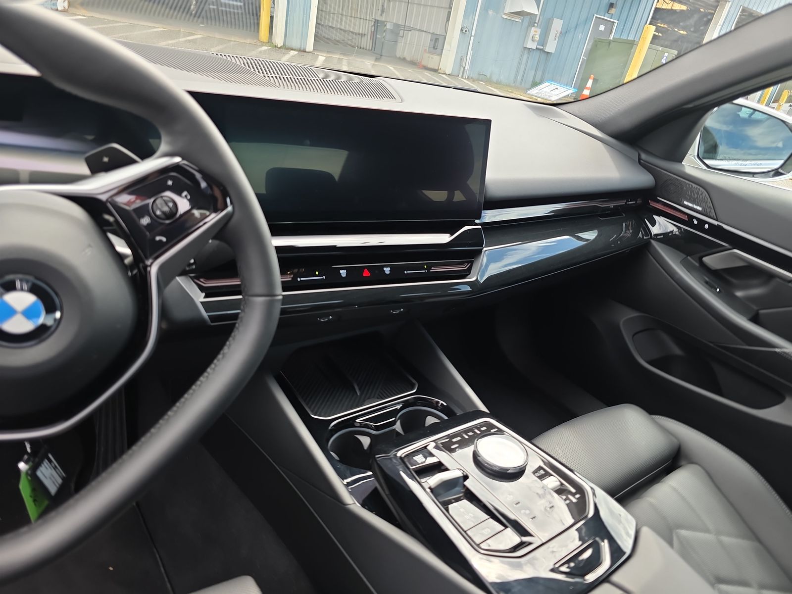 2025 BMW 5 Series 530i xDrive AWD