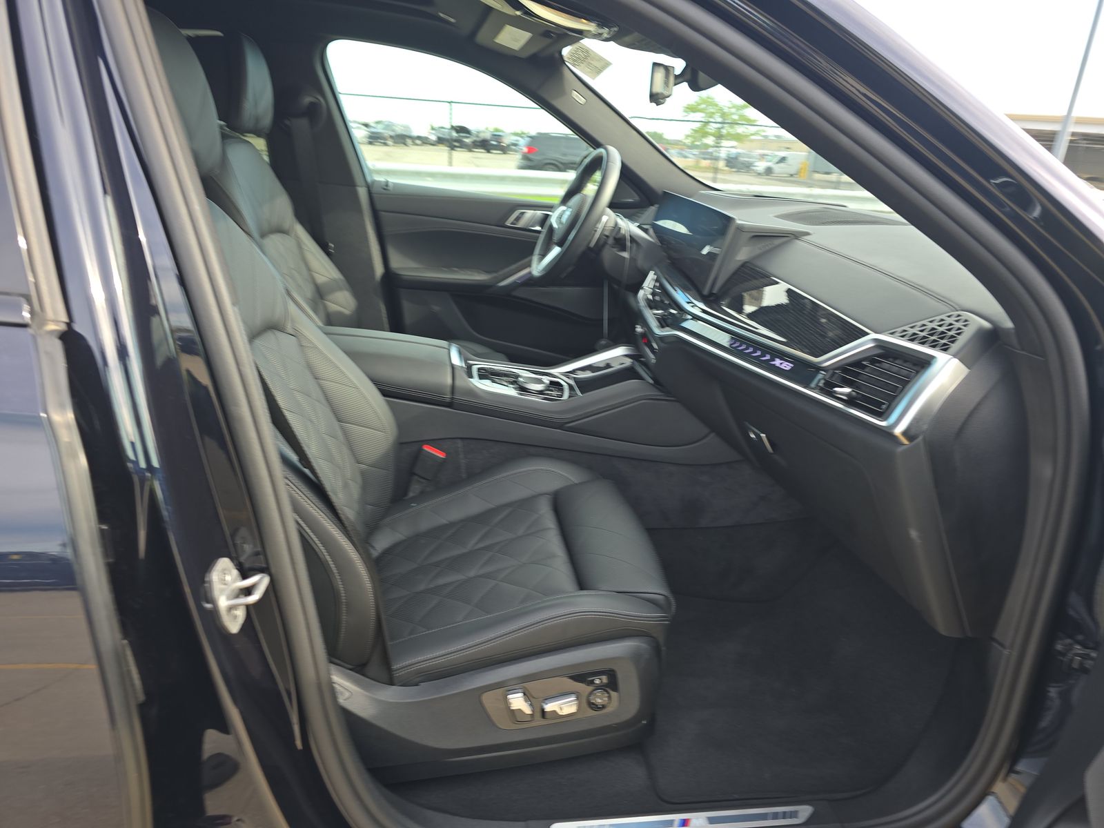 2025 BMW X6 xDrive40i AWD