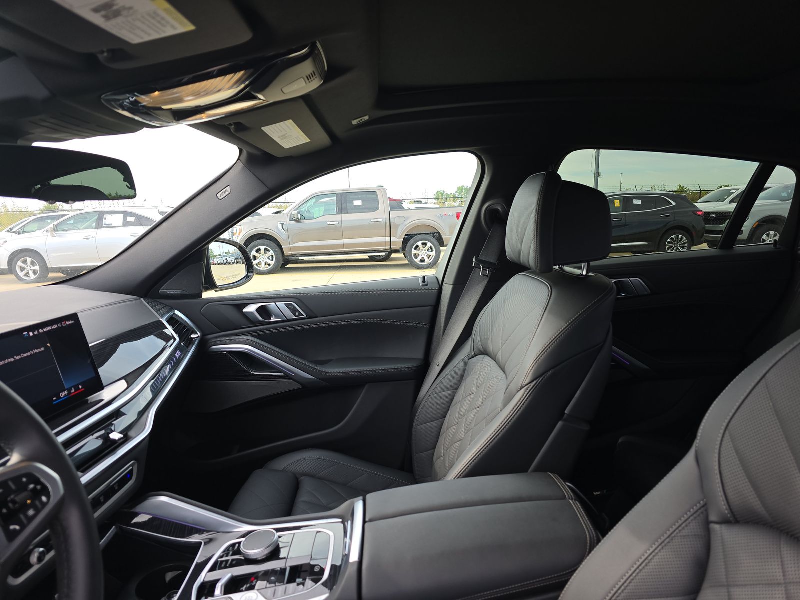 2025 BMW X6 xDrive40i AWD