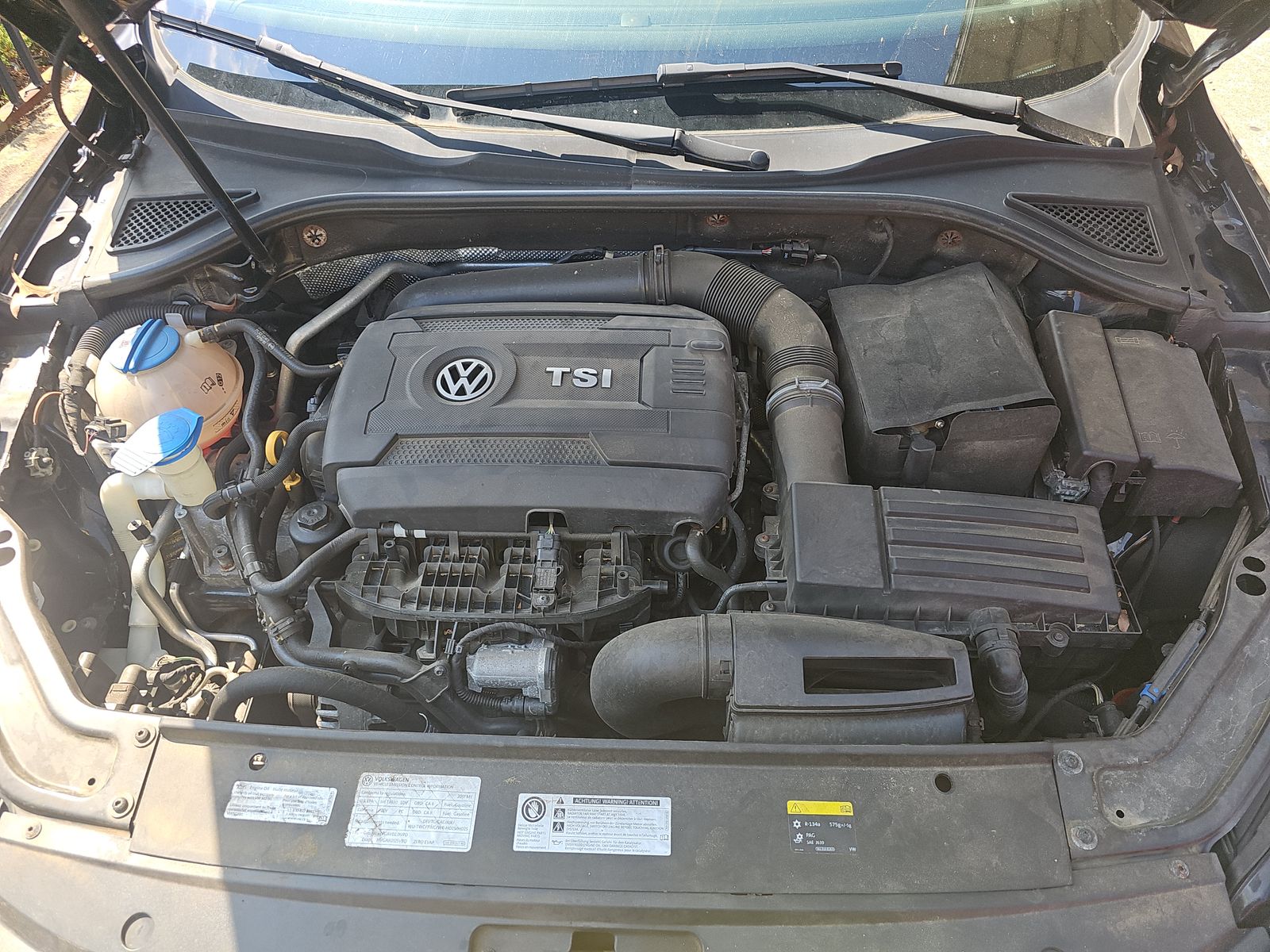 2017 Volkswagen Passat 1.8T R-Line FWD