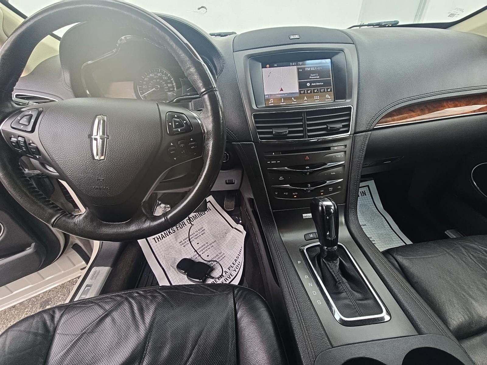 2019 Lincoln MKT Reserve AWD