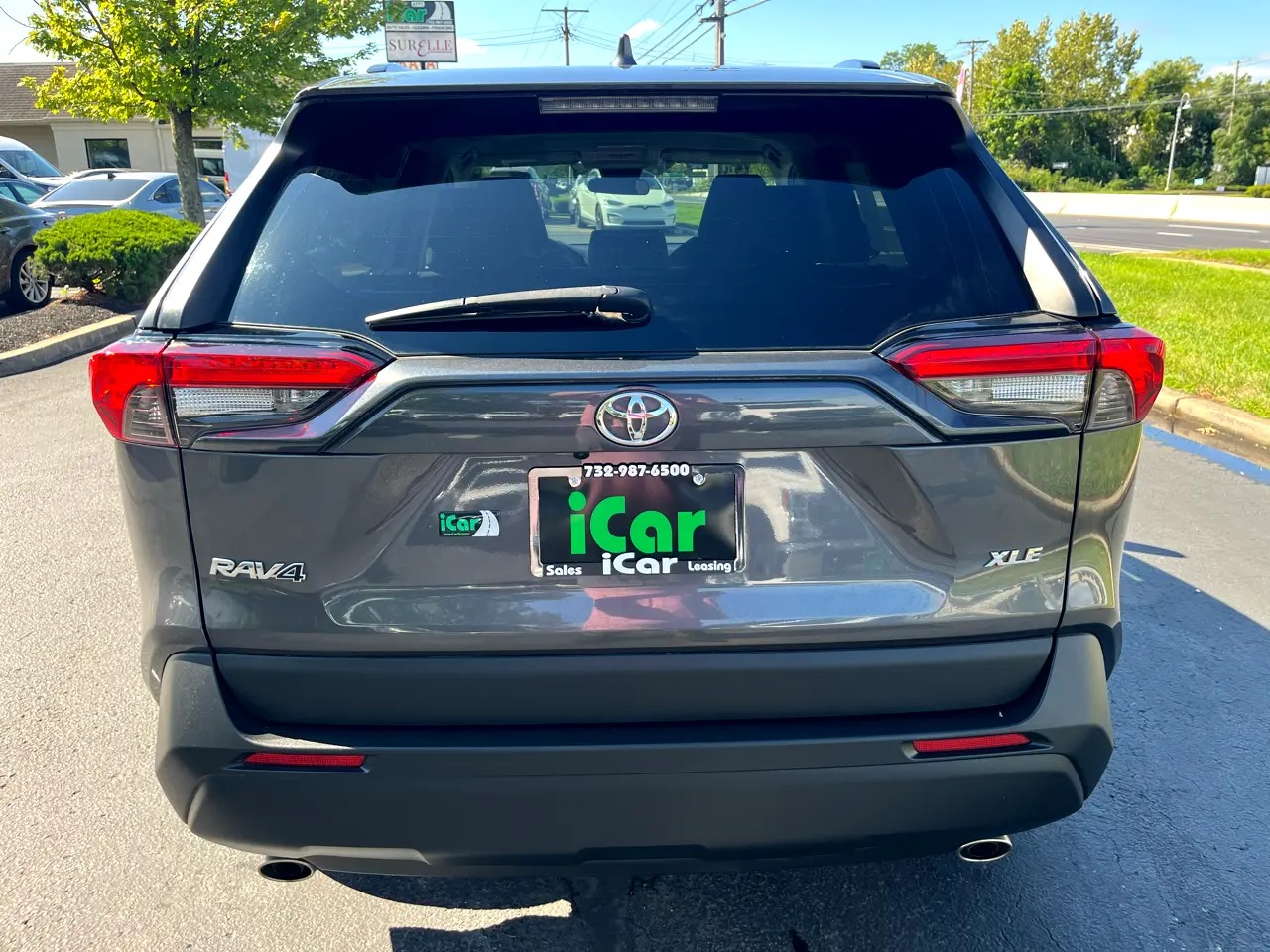 2022 Toyota RAV4 XLE FWD