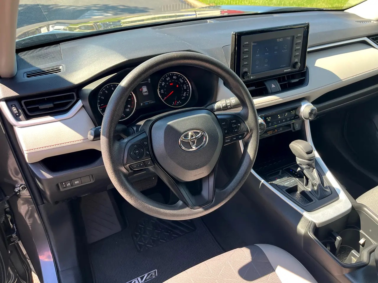 2022 Toyota RAV4 XLE FWD