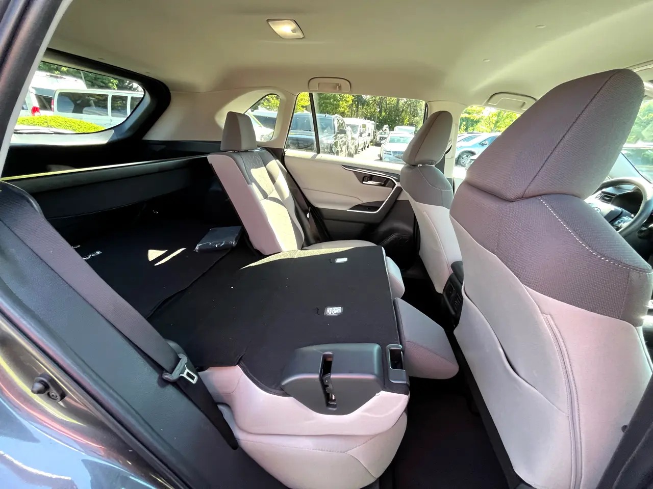 2022 Toyota RAV4 XLE FWD