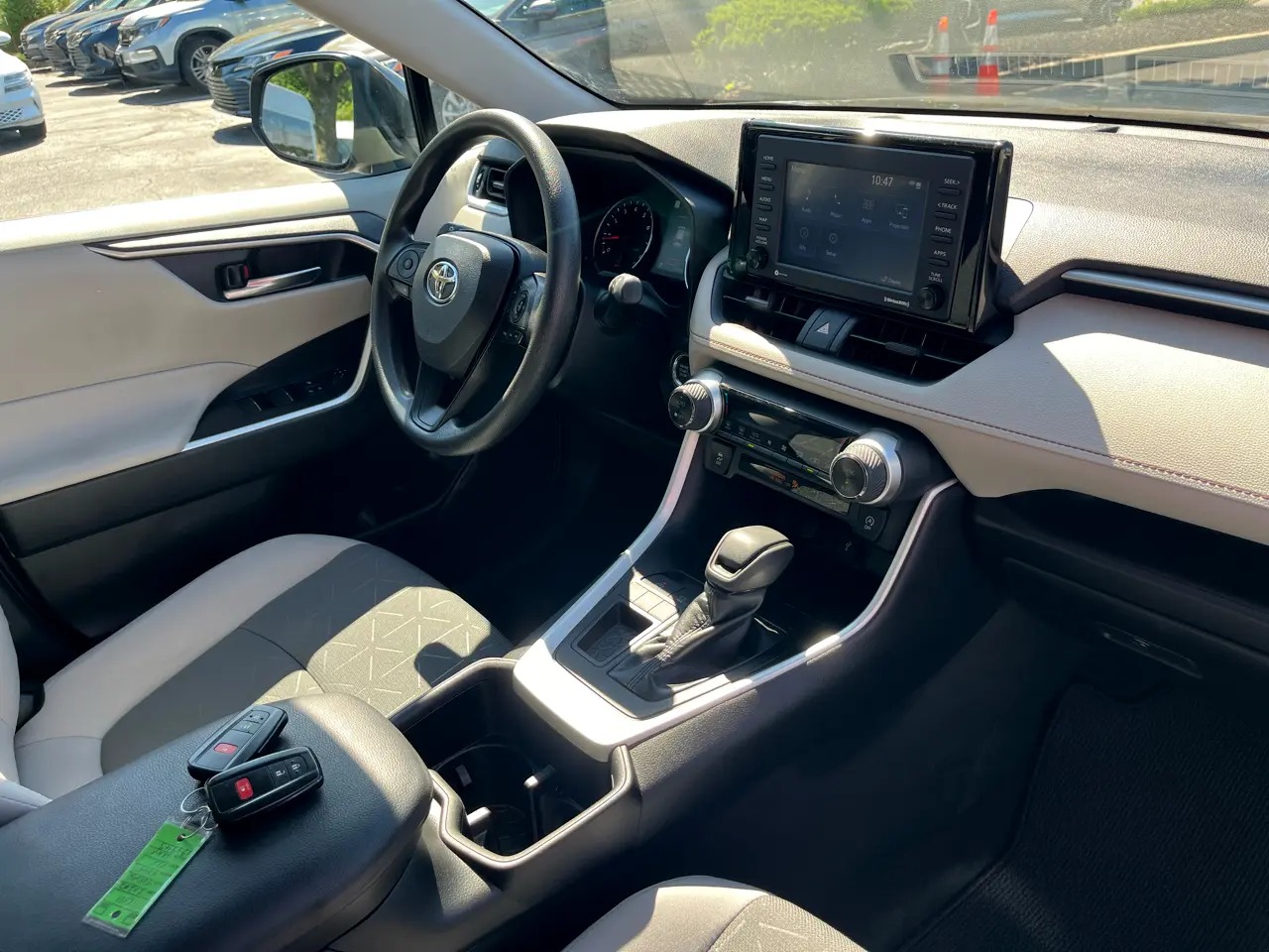 2022 Toyota RAV4 XLE FWD