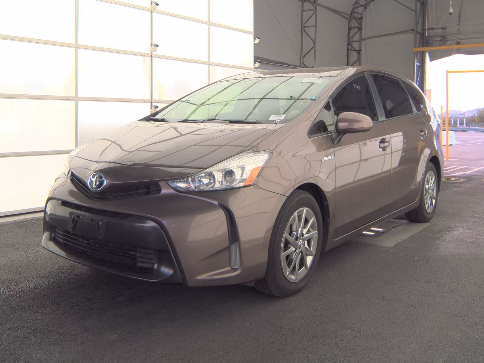 2016 Toyota Prius v Three FWD