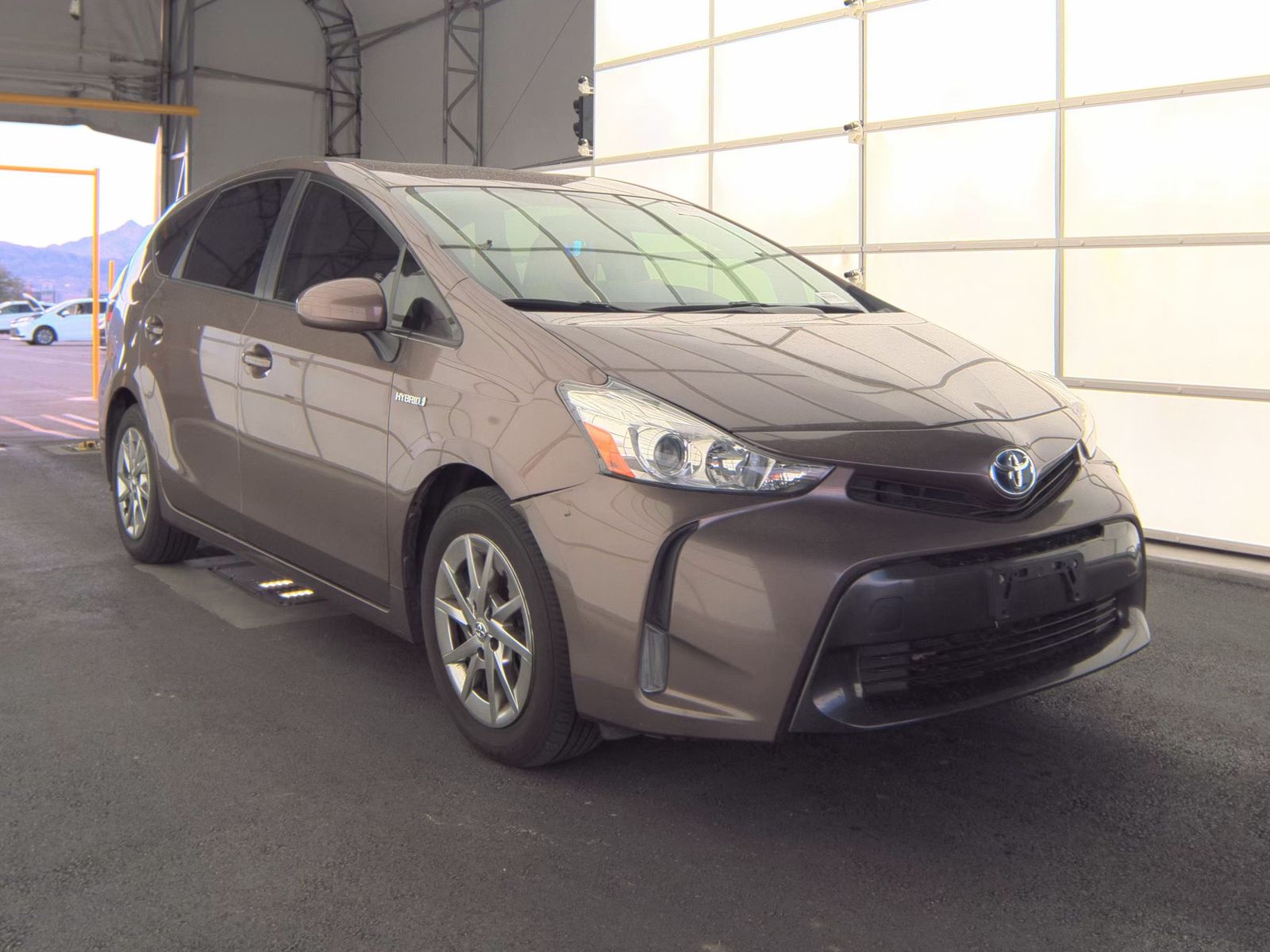 2016 Toyota Prius v Three FWD