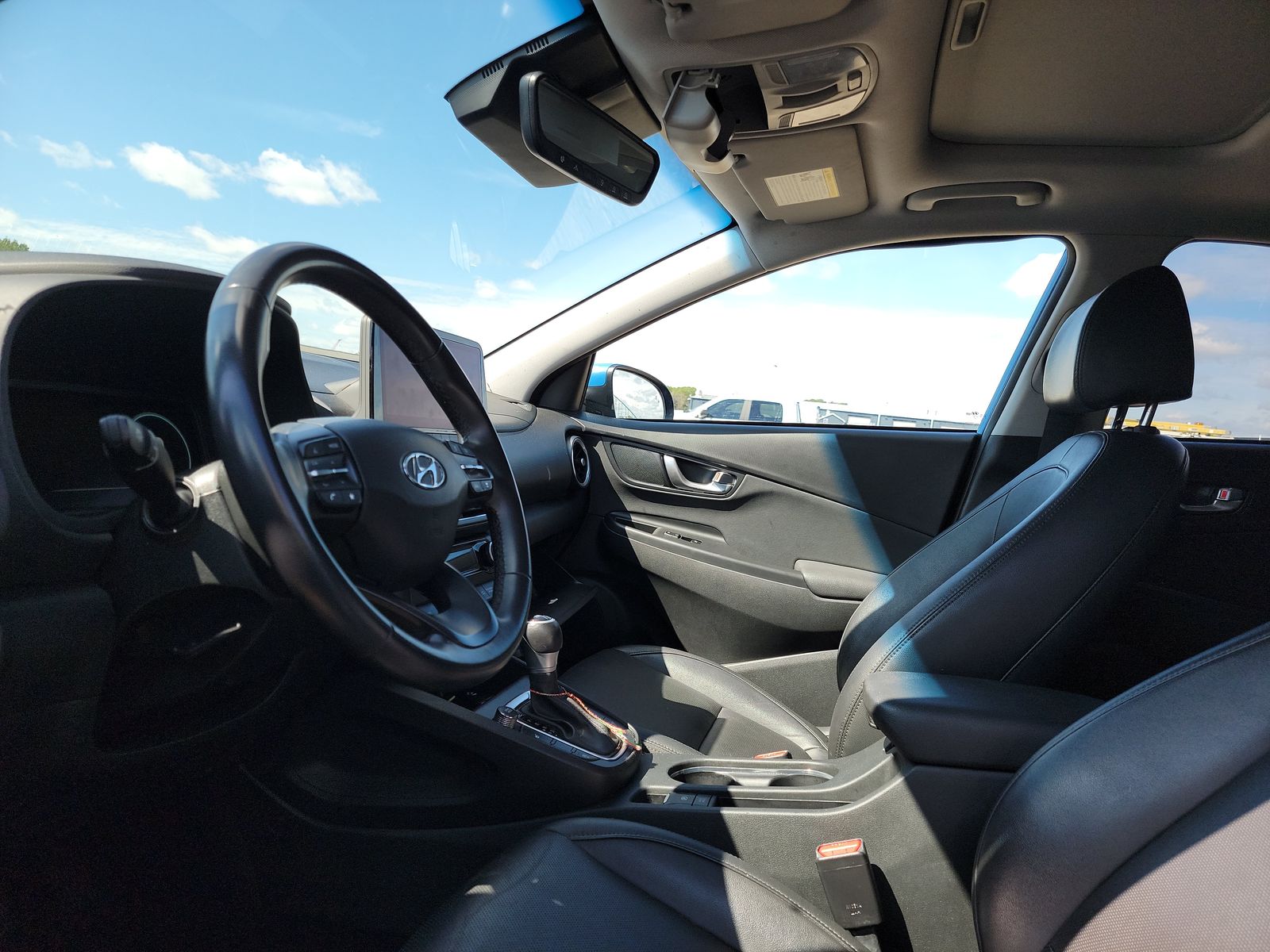 2022 Hyundai Kona Limited AWD
