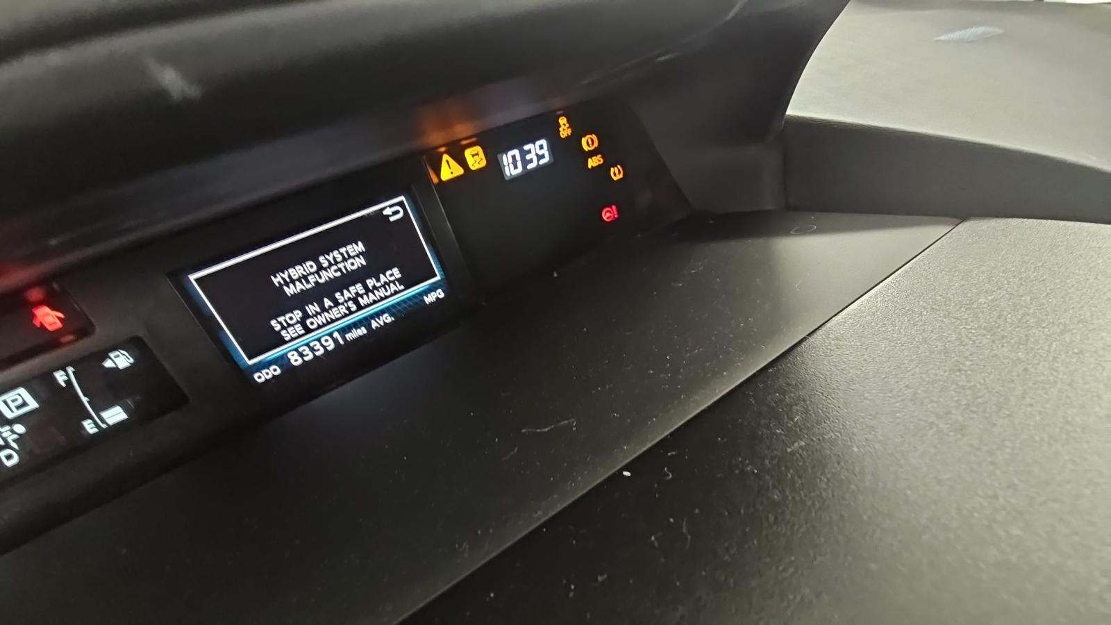 2016 Toyota Prius v Three FWD