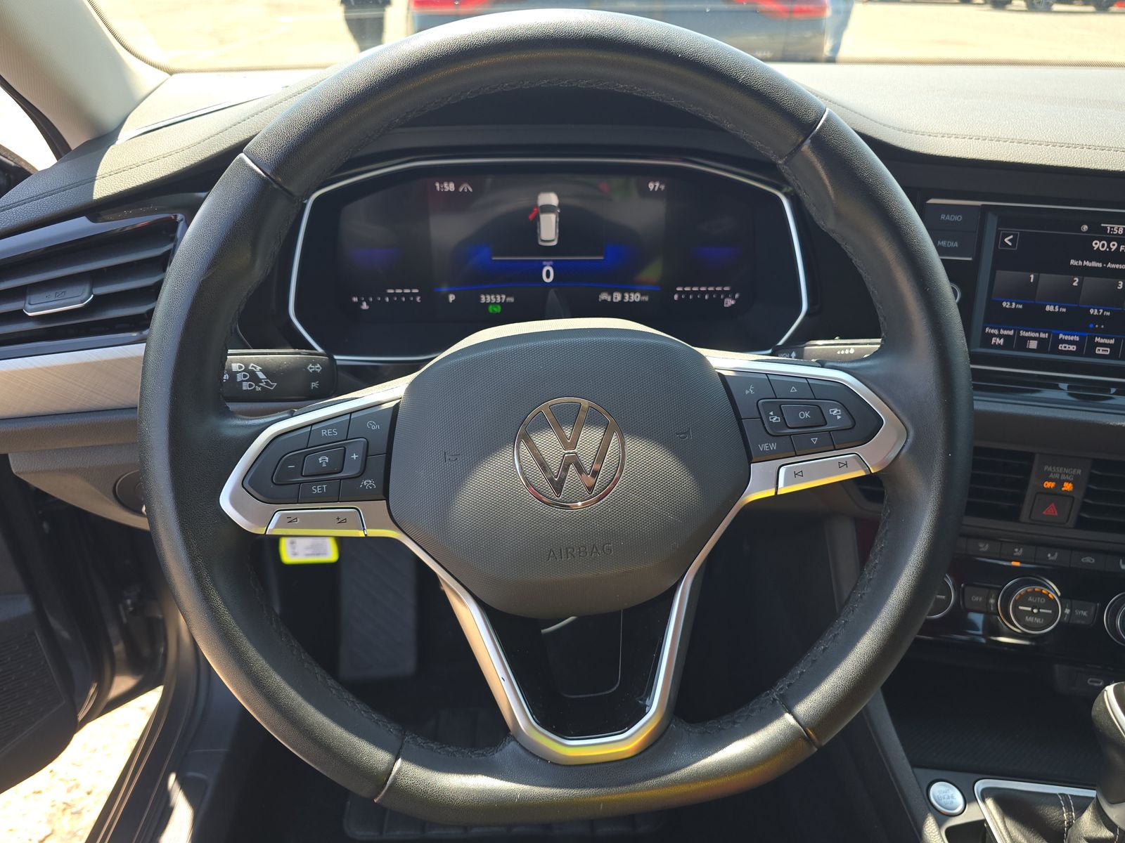 2024 Volkswagen Jetta 1.5T SE FWD