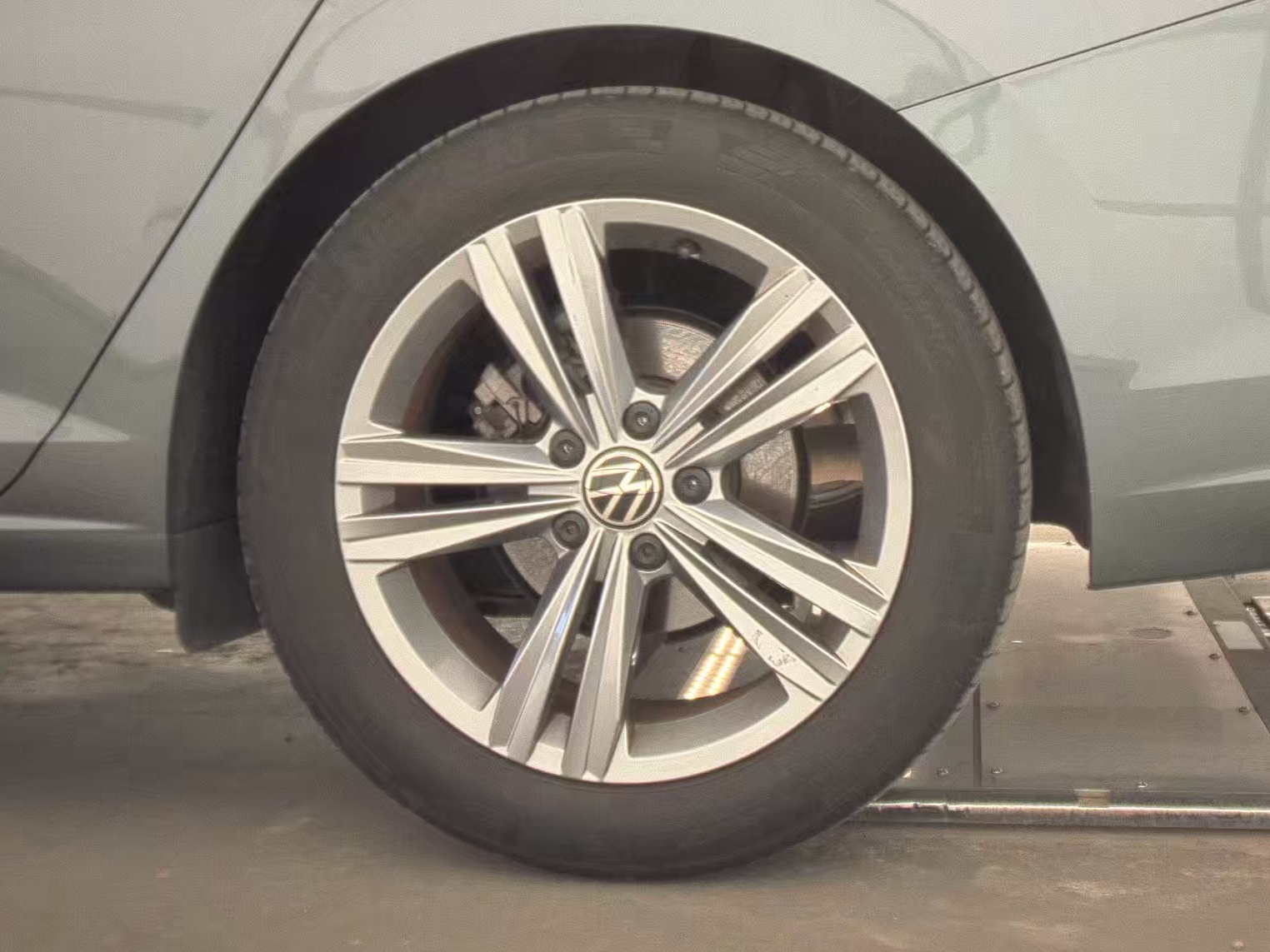 2024 Volkswagen Jetta 1.5T SE FWD