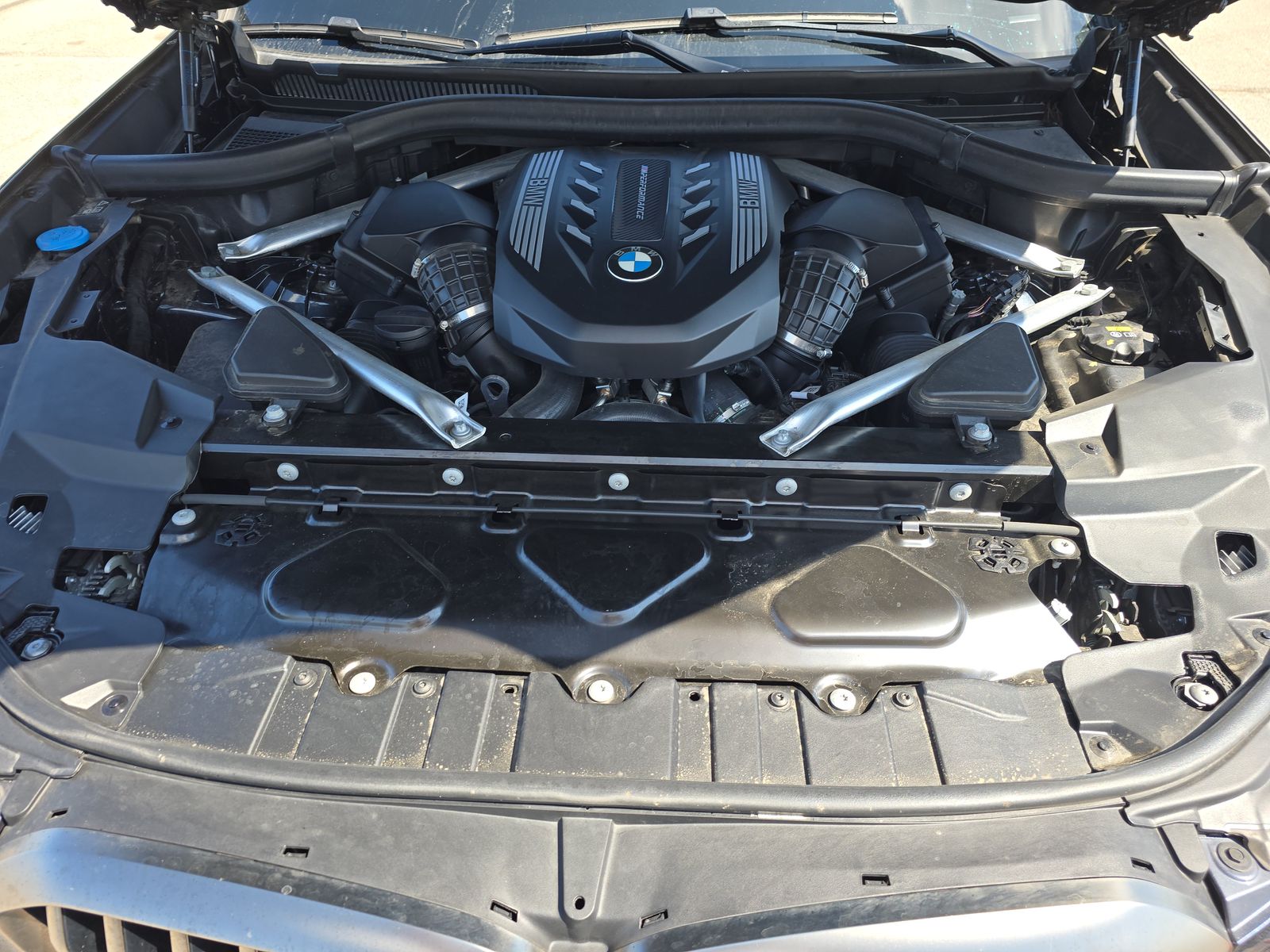 2022 BMW X5 M50i AWD