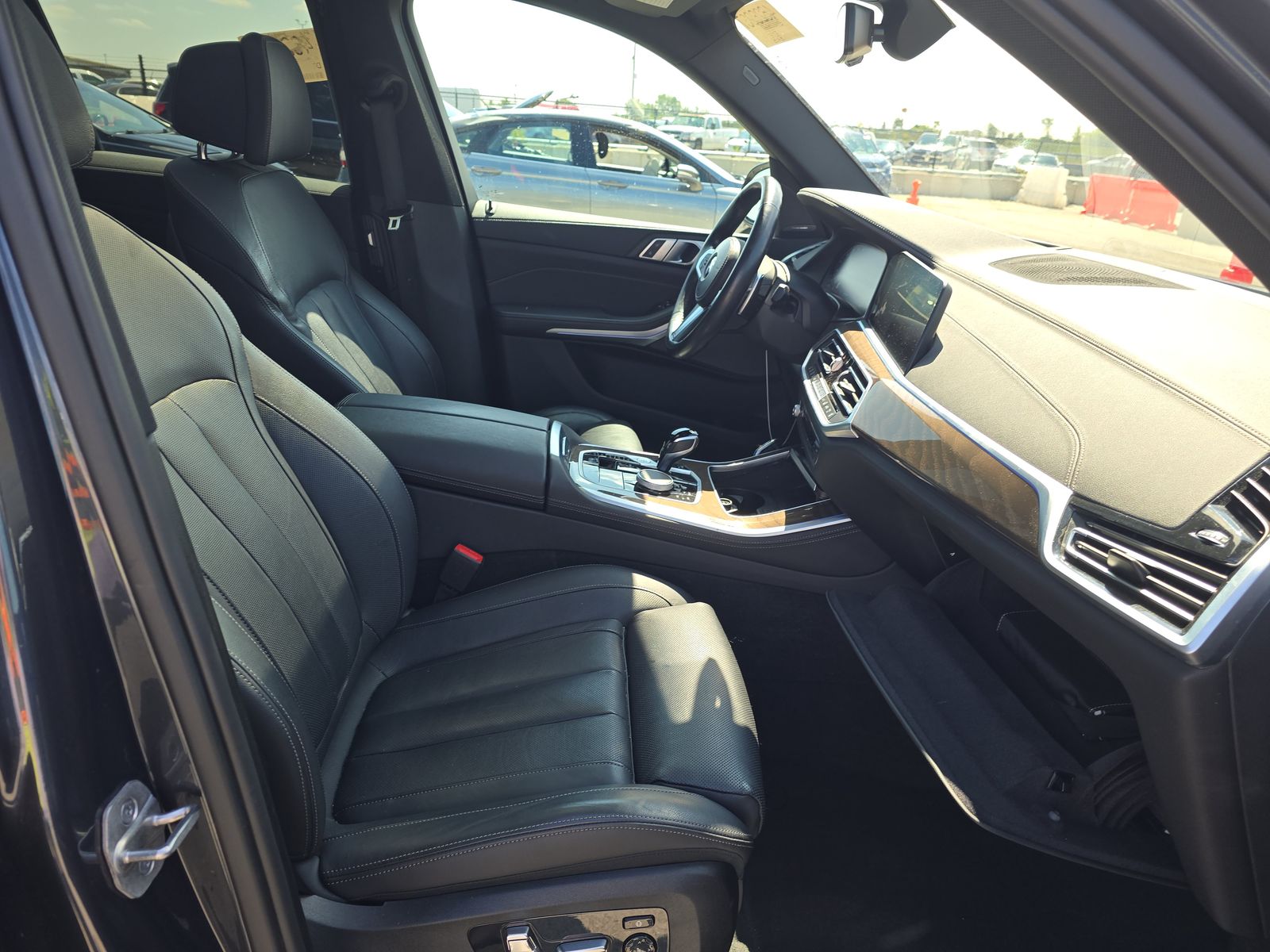 2022 BMW X5 M50i AWD