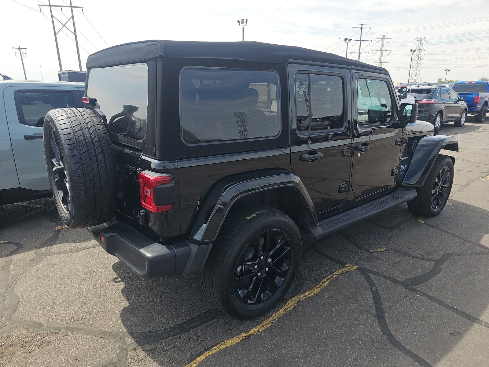 2022 Jeep Wrangler Unlimited 4xe Sahara AWD