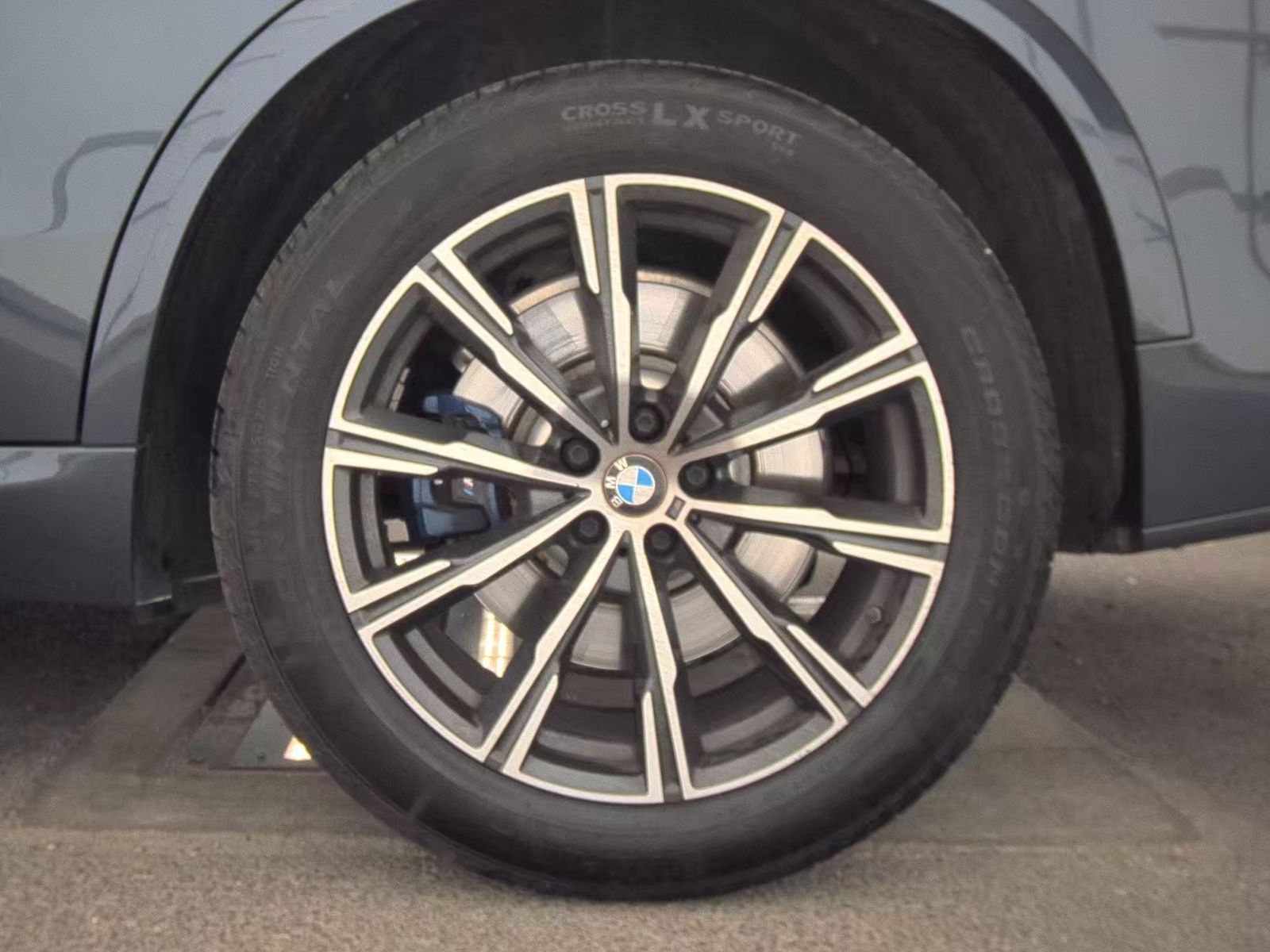 2022 BMW X5 M50i AWD