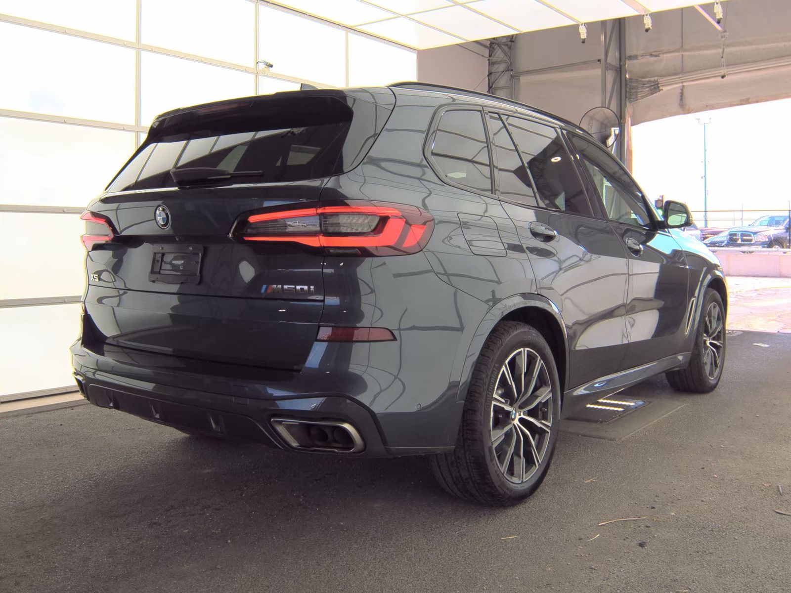 2022 BMW X5 M50i AWD