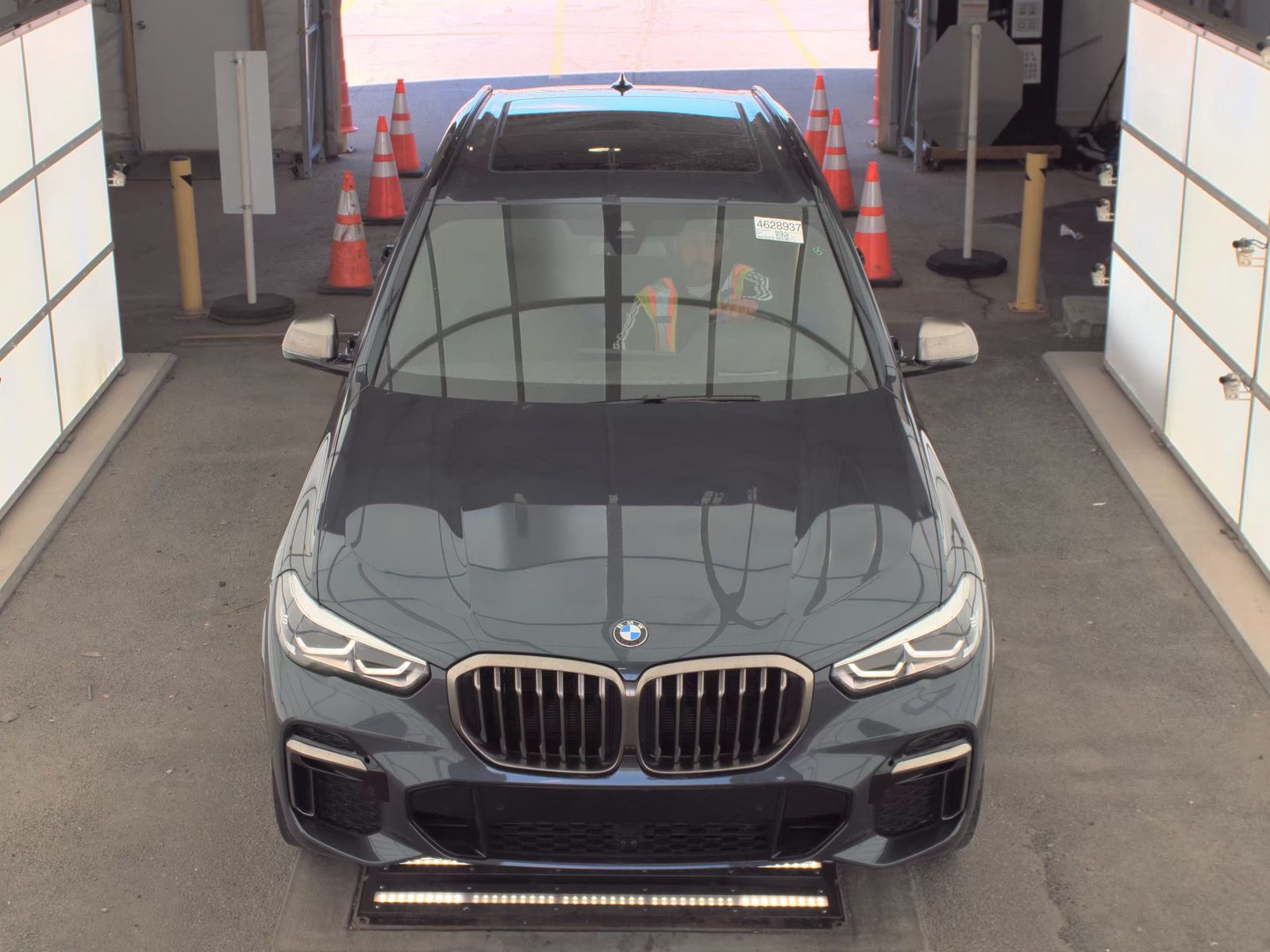 2022 BMW X5 M50i AWD