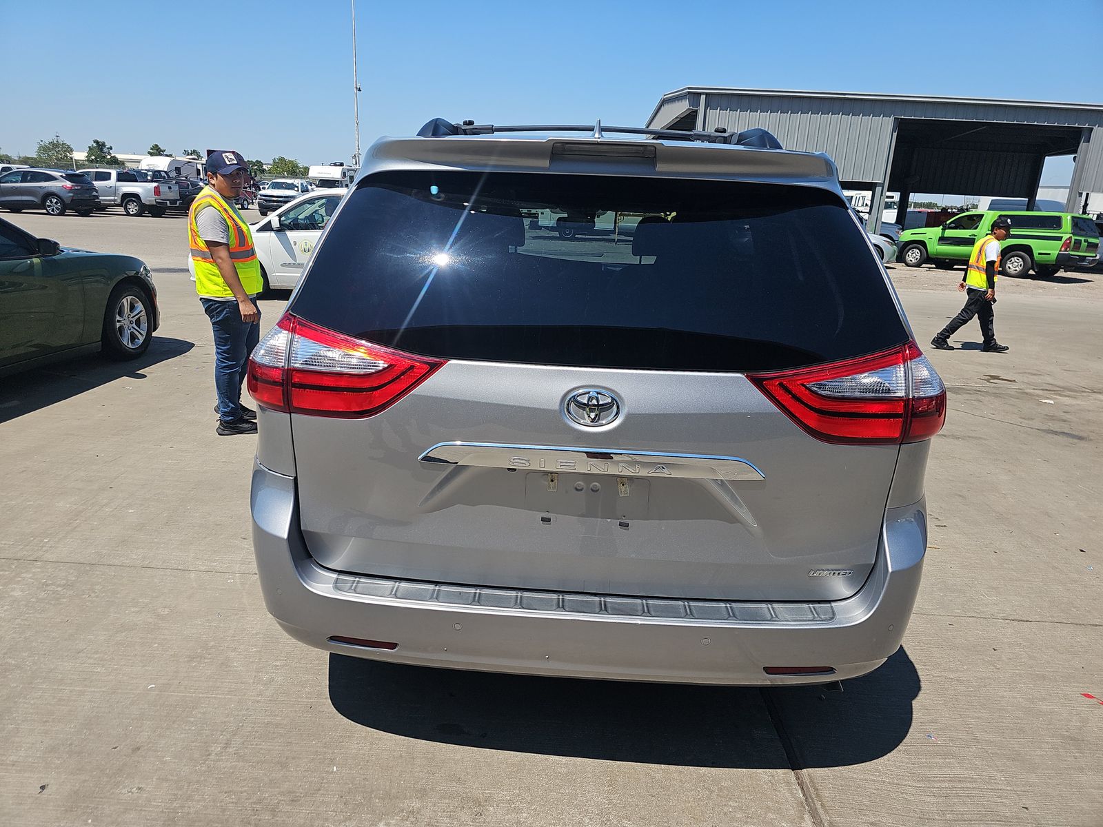 2018 Toyota Sienna Limited Premium FWD