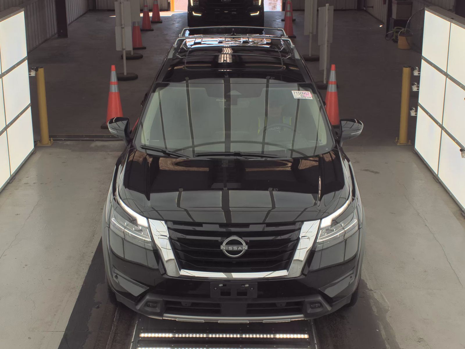 2023 Nissan Pathfinder Platinum FWD