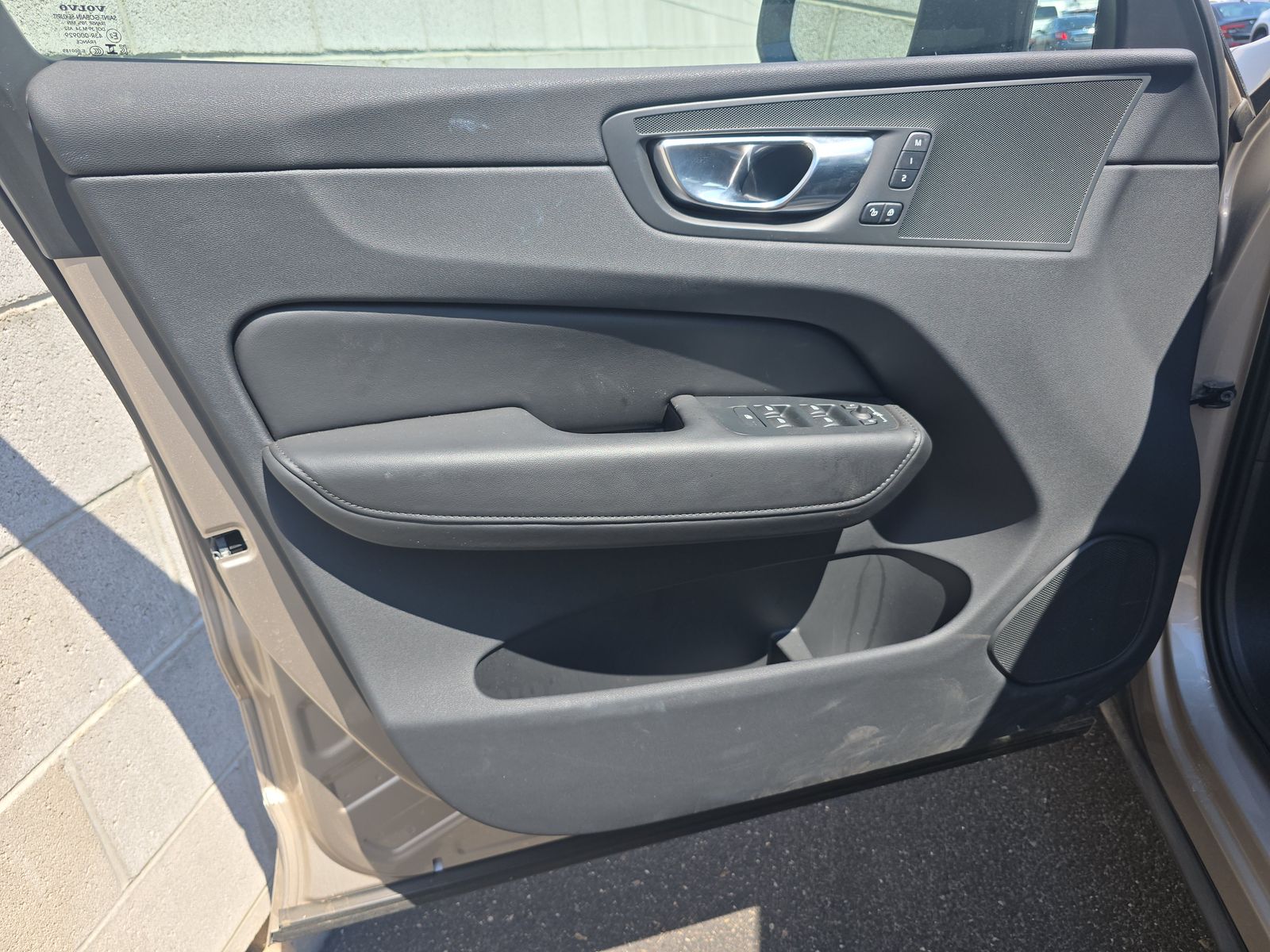 2025 Volvo XC60 B5 Core AWD