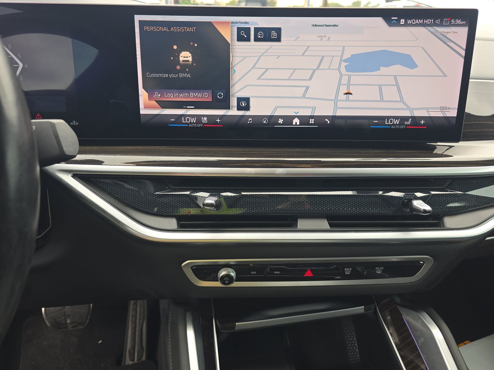 2024 BMW X6 xDrive40i AWD