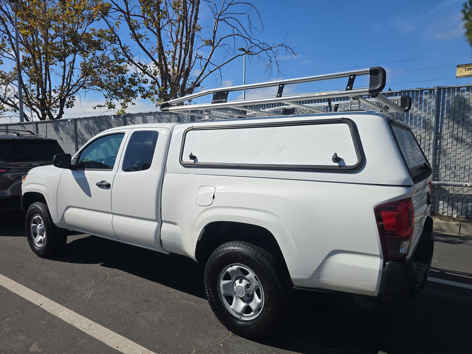 2022 Toyota Tacoma SR RWD