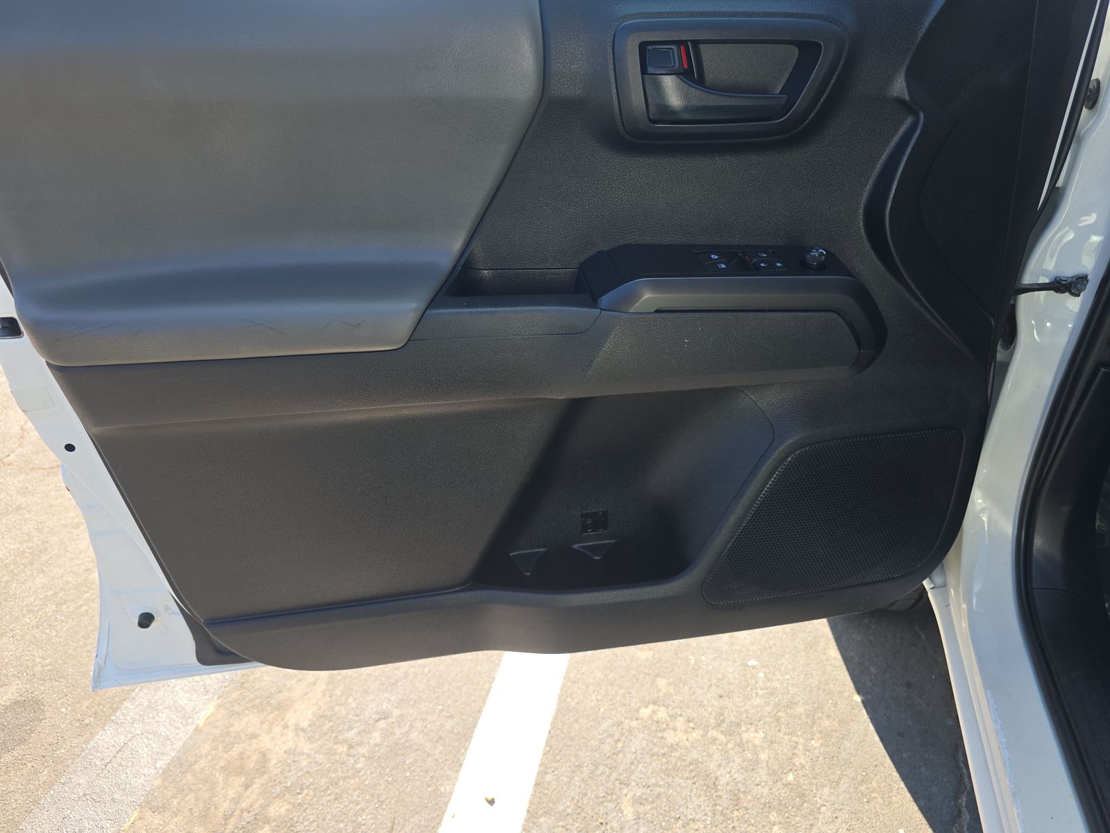 2022 Toyota Tacoma SR RWD