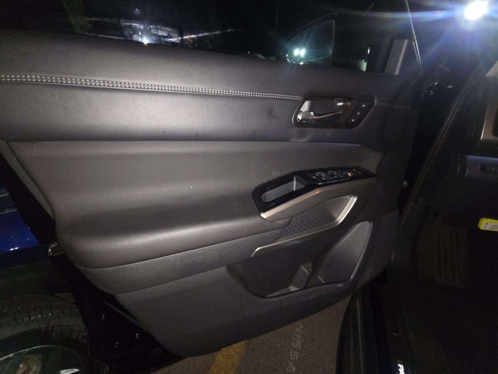 2023 Nissan Pathfinder Platinum FWD