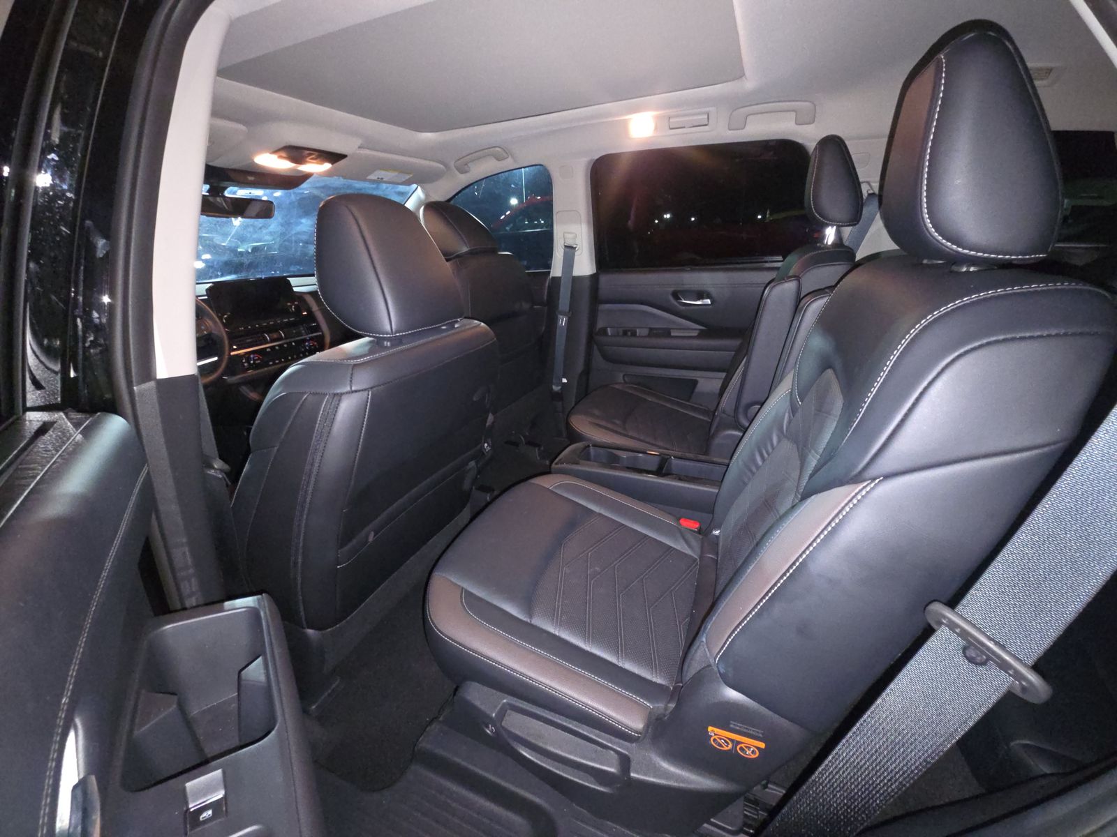 2023 Nissan Pathfinder Platinum FWD