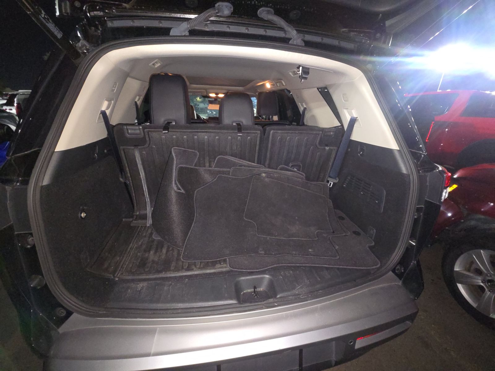 2023 Nissan Pathfinder Platinum FWD