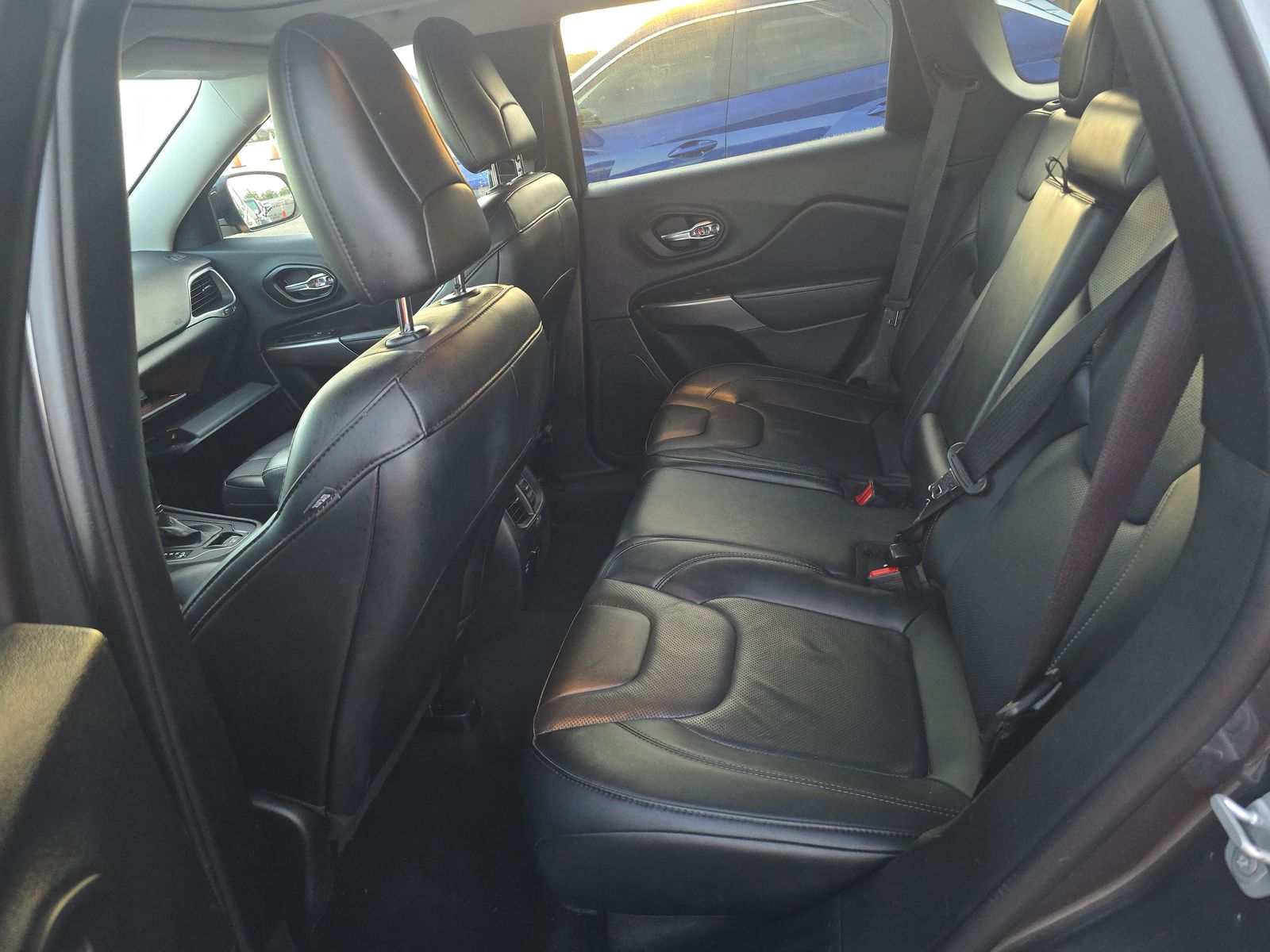 2022 Jeep Cherokee Latitude Lux AWD