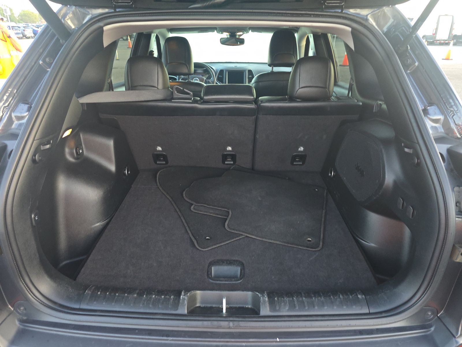 2022 Jeep Cherokee Latitude Lux AWD