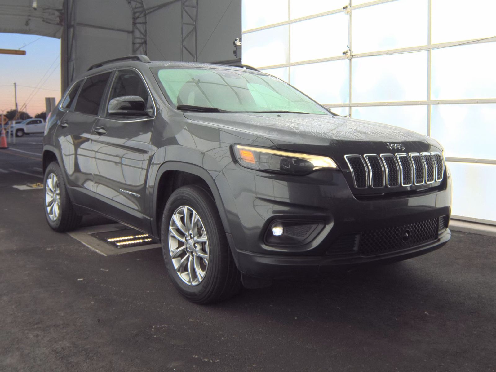 2022 Jeep Cherokee Latitude Lux AWD
