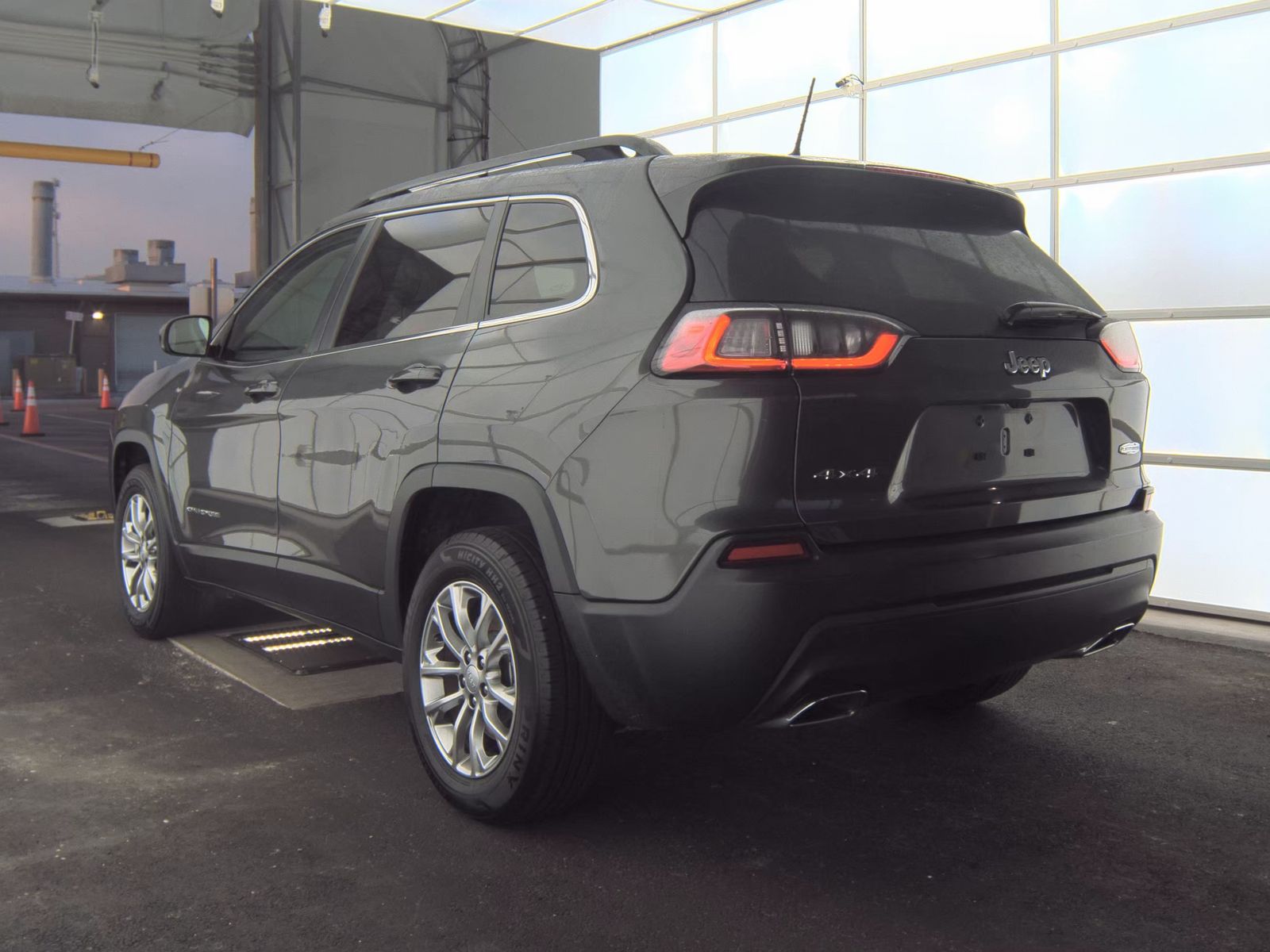2022 Jeep Cherokee Latitude Lux AWD