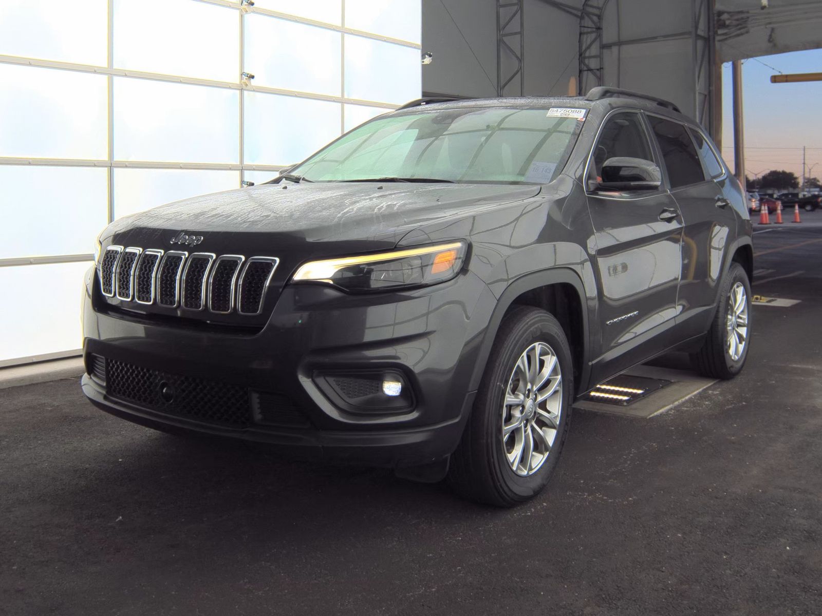 2022 Jeep Cherokee Latitude Lux AWD
