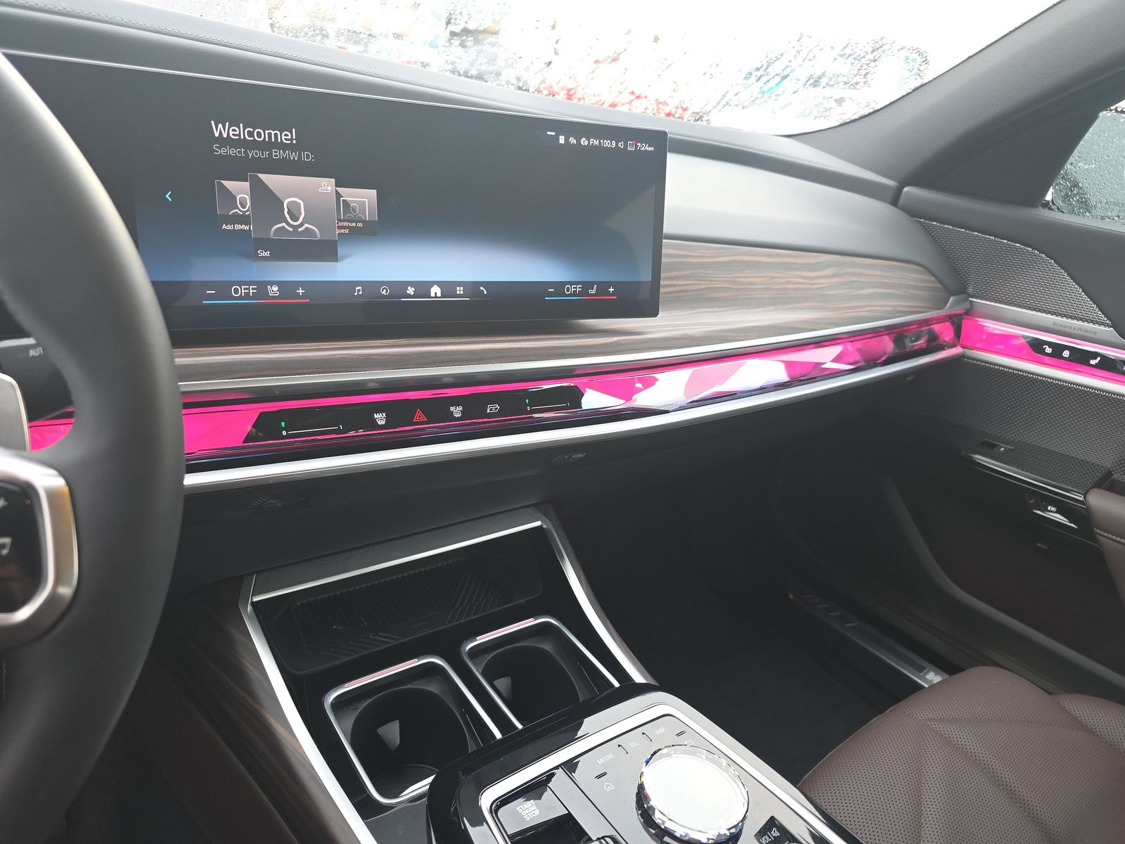 2025 BMW 7 Series 740i xDrive AWD