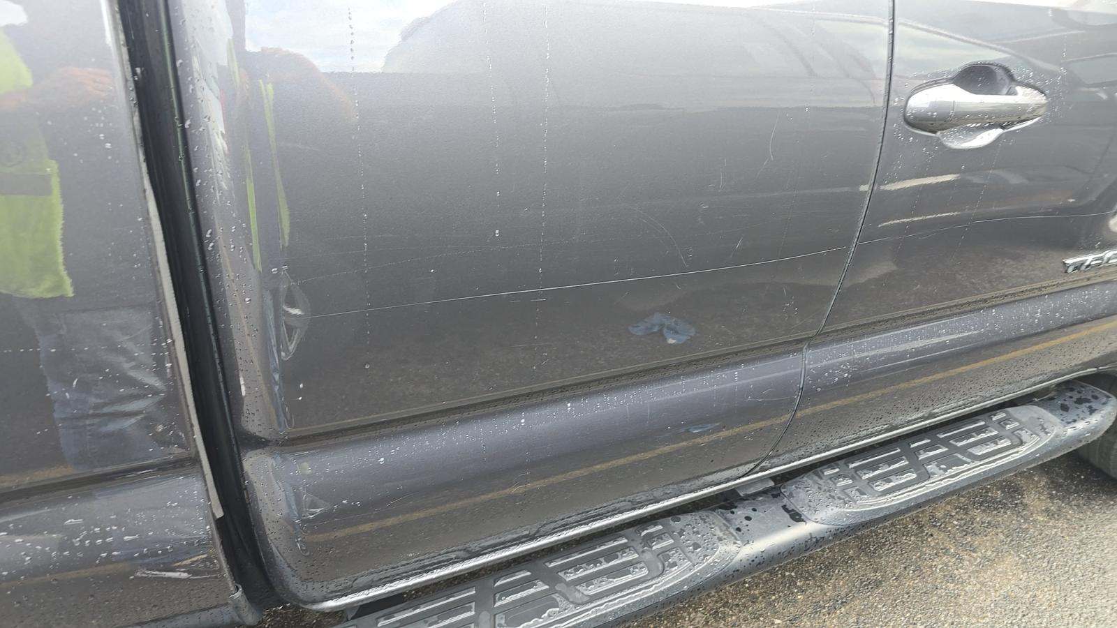 2022 Toyota Tacoma SR5 AWD