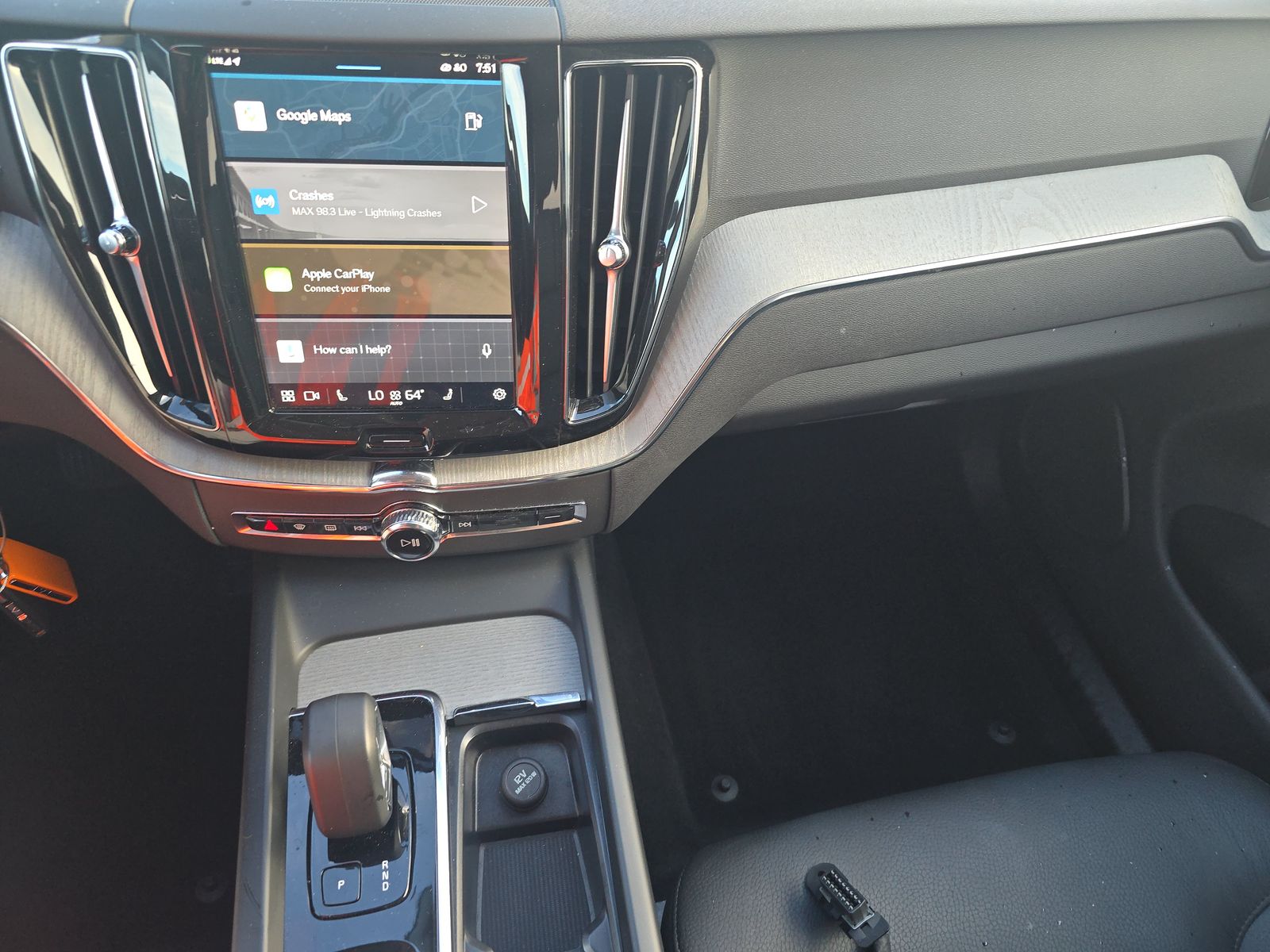 2025 Volvo XC60 B5 Plus AWD