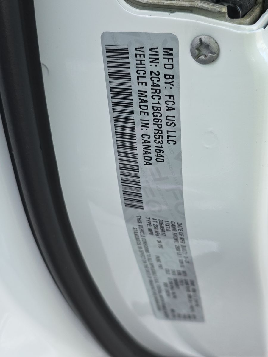 2023 Chrysler Pacifica Touring L FWD