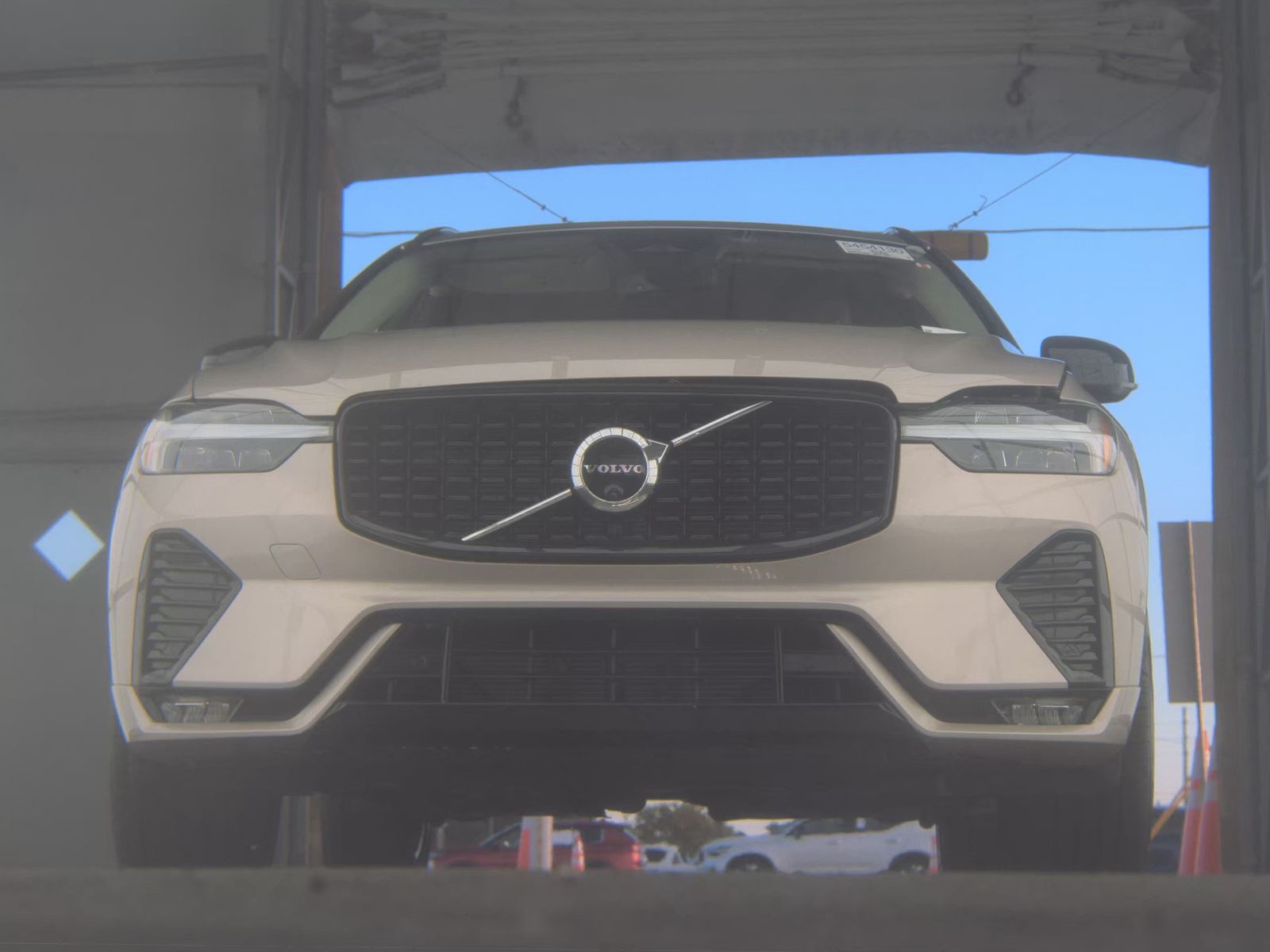 2025 Volvo XC60 B5 Plus AWD