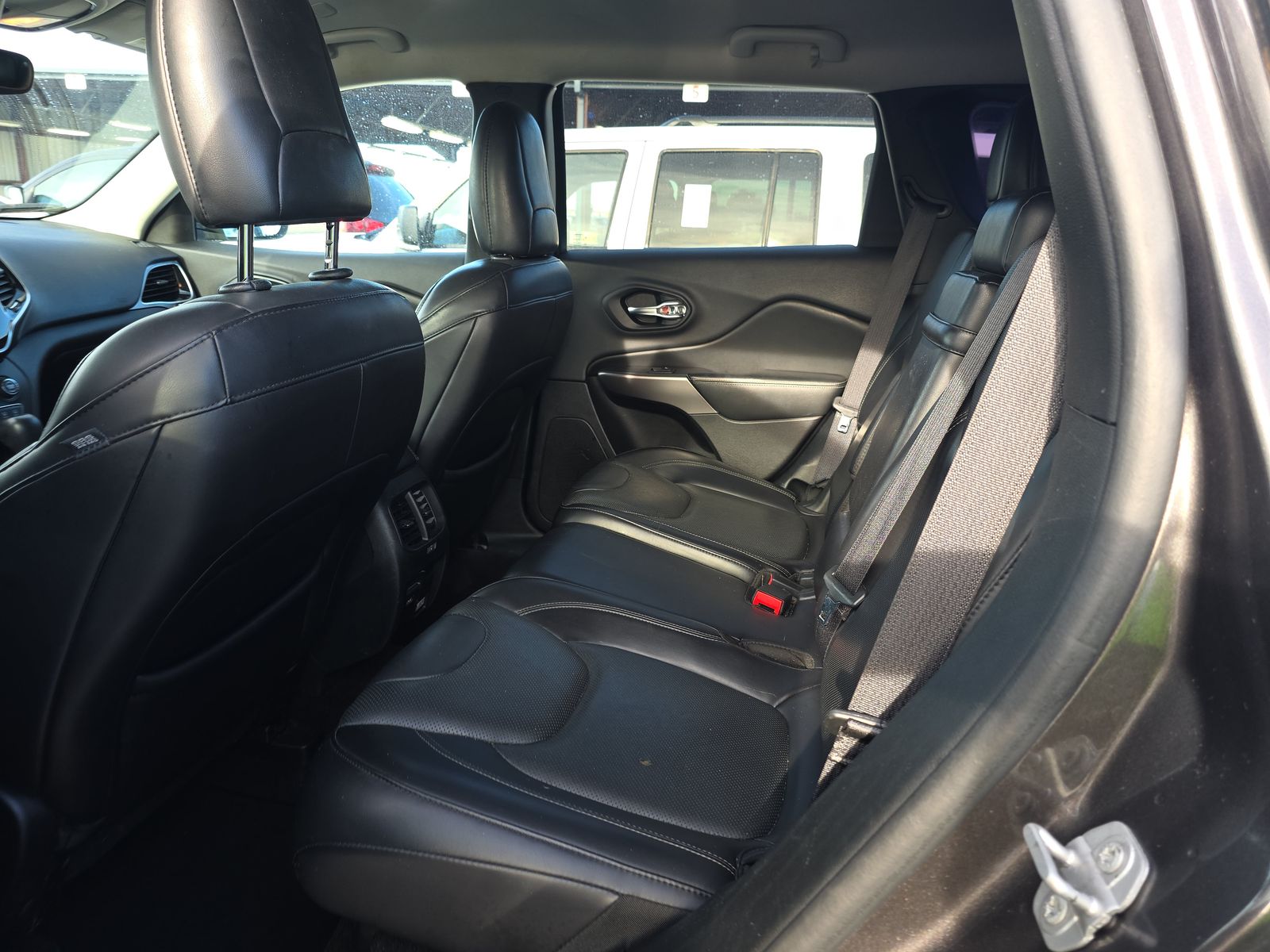 2019 Jeep Cherokee Limited AWD