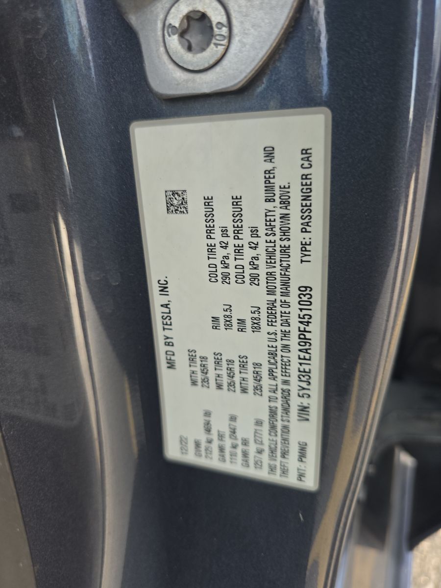 2023 Tesla Model 3 Standard Range FWD