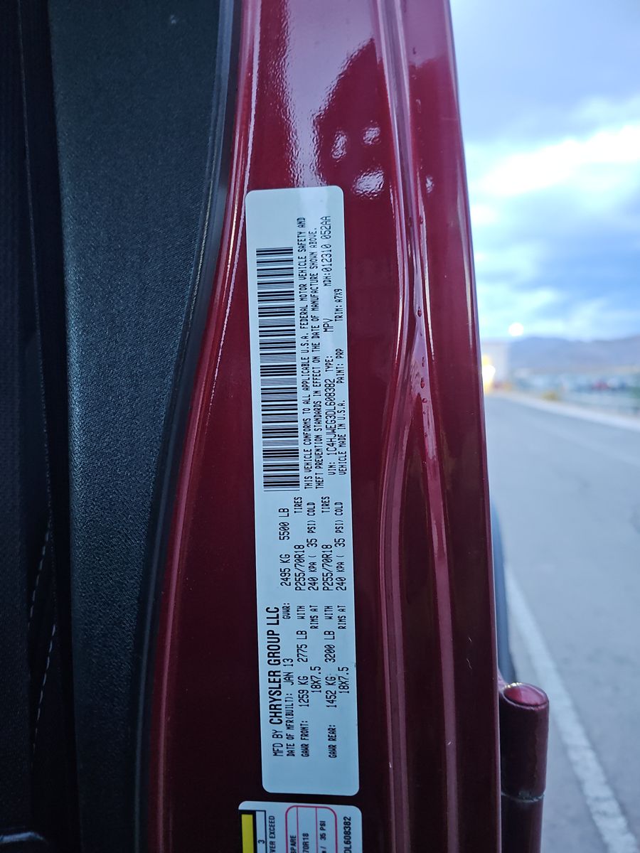 2013 Jeep Wrangler Unlimited Sahara AWD